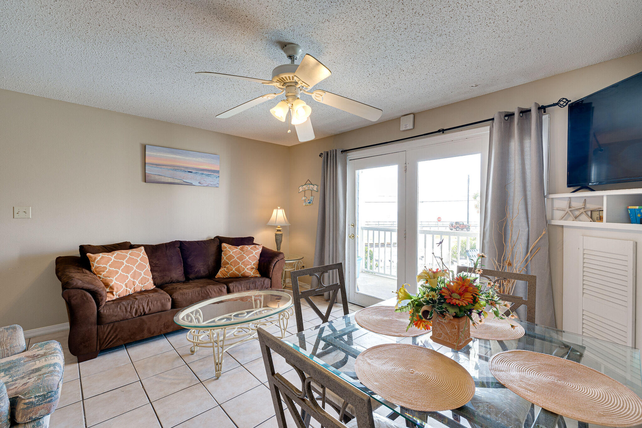 SUMMER BREEZE CONDO - Residential