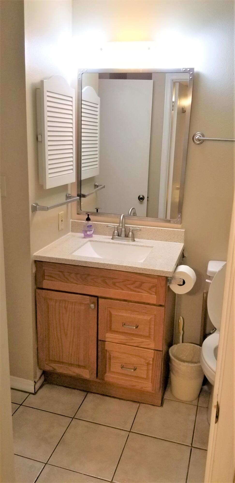 SUMMER BREEZE CONDO - Residential