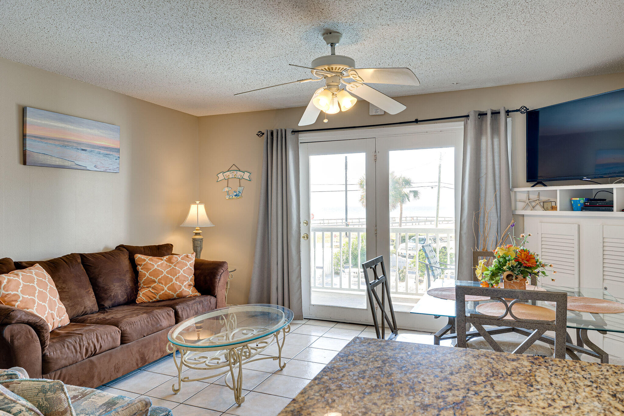 SUMMER BREEZE CONDO - Residential