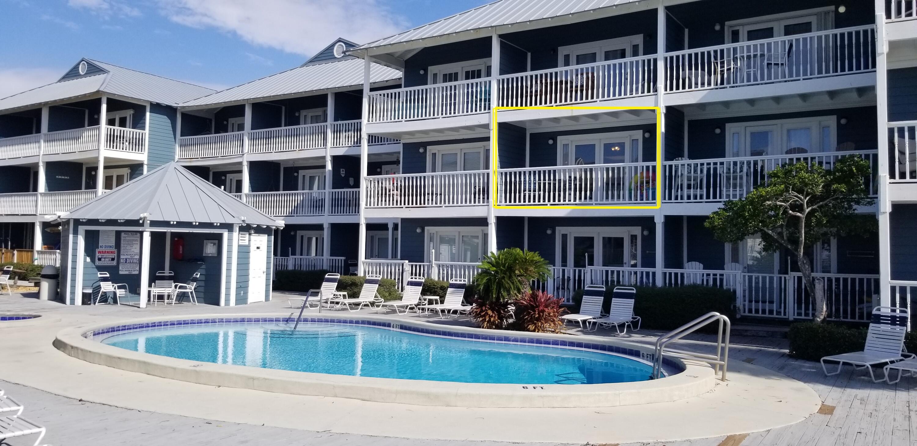SUMMER BREEZE CONDO - Residential