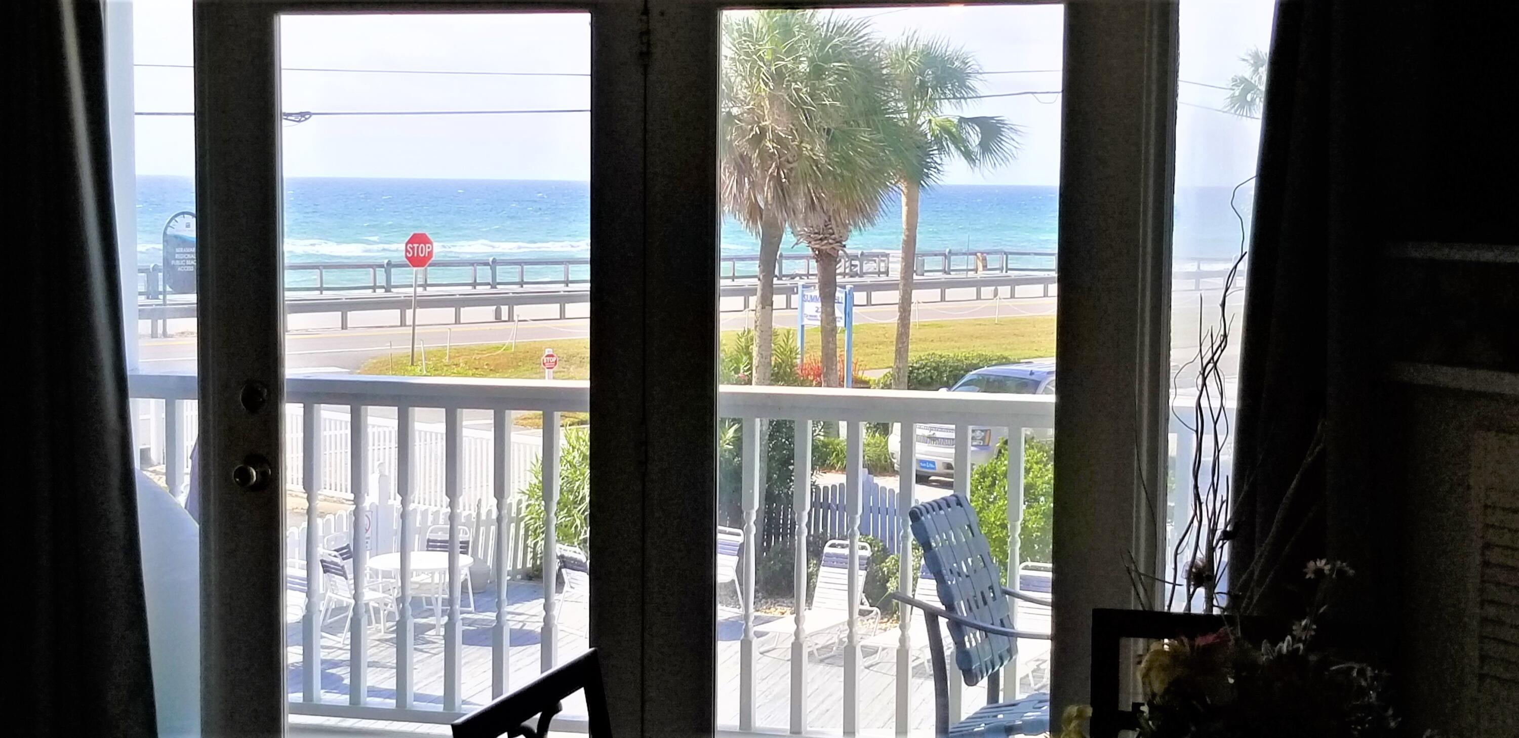 SUMMER BREEZE CONDO - Residential