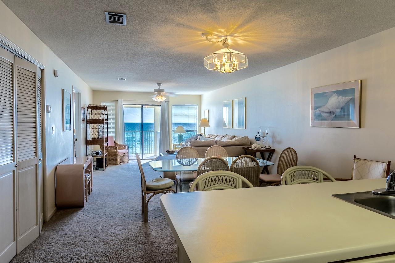 WHISPERING SANDS CONDO - Residential