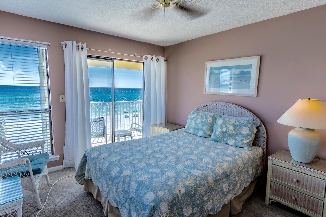 WHISPERING SANDS CONDO - Residential