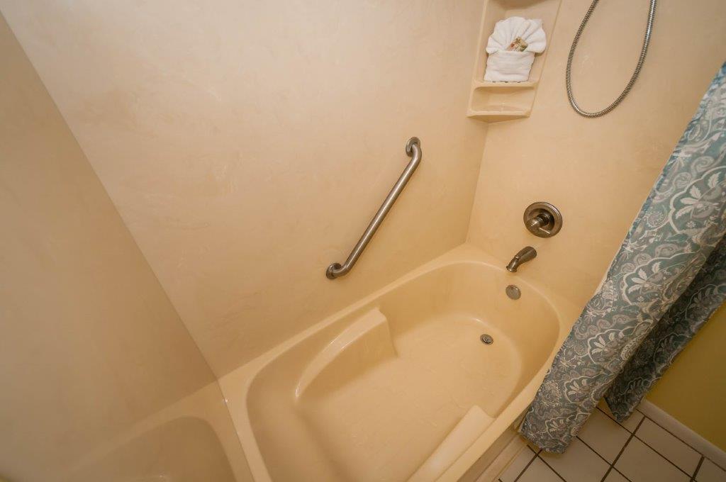 JETTY EAST CONDO - Residential