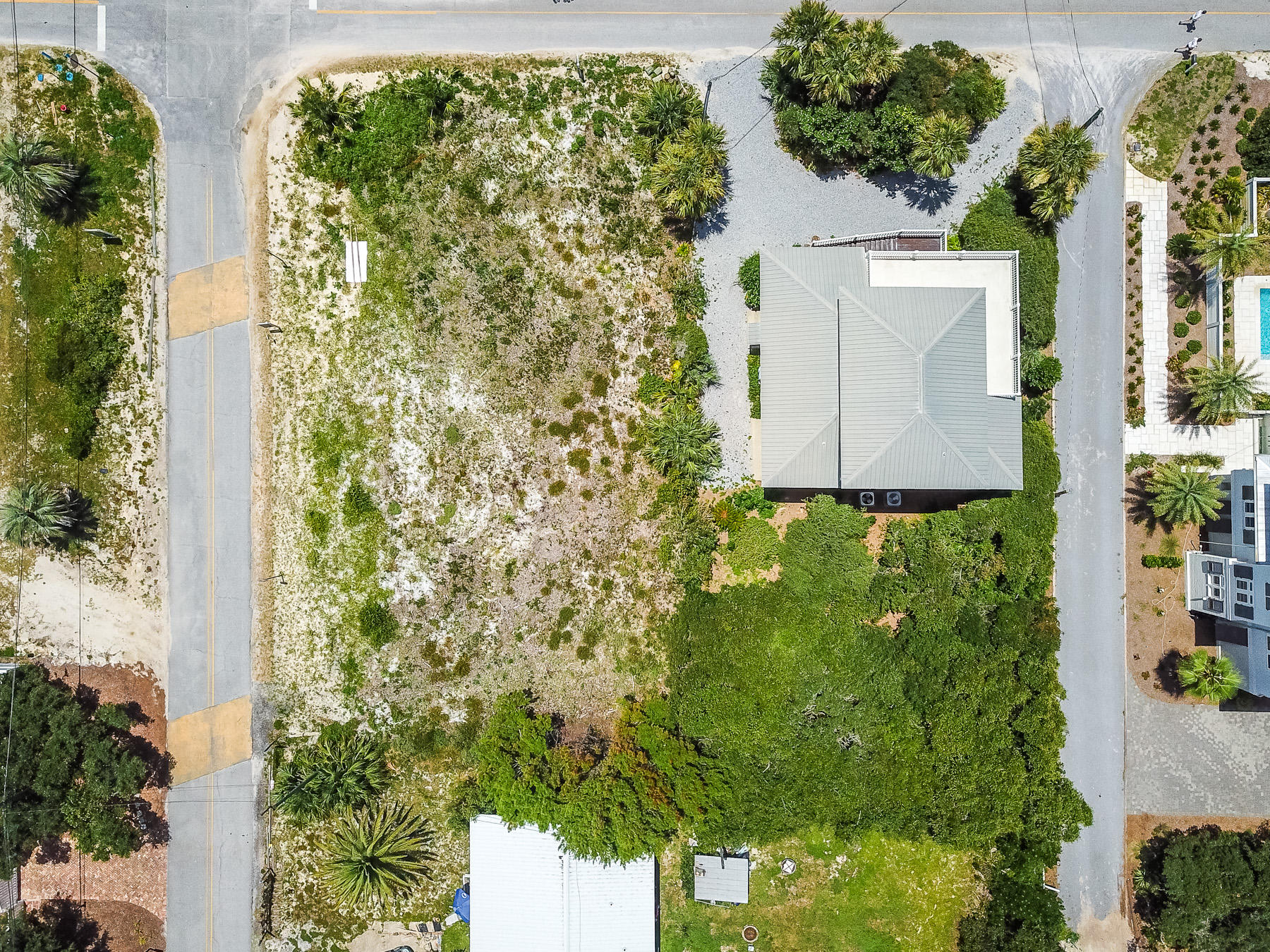NO RECORDED SUBDIVISION - Residential