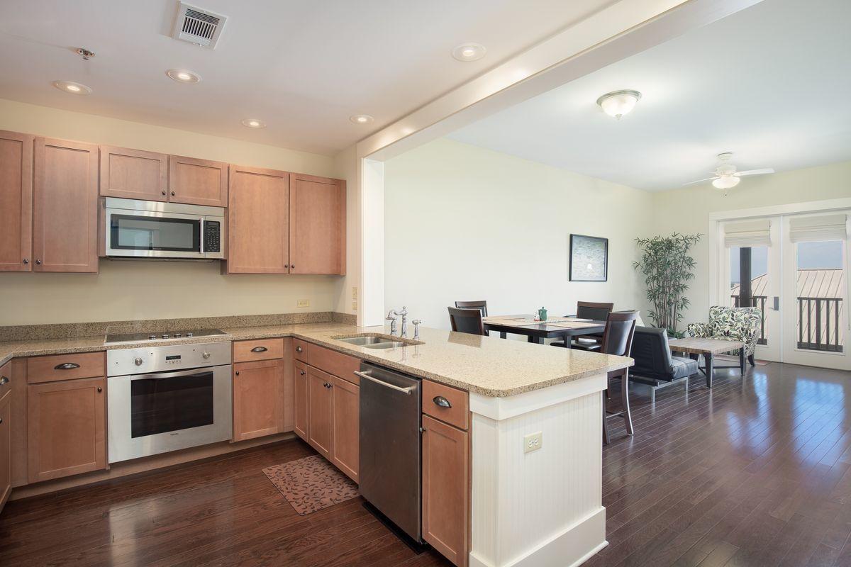 REDFISH VILLAGE - Residential