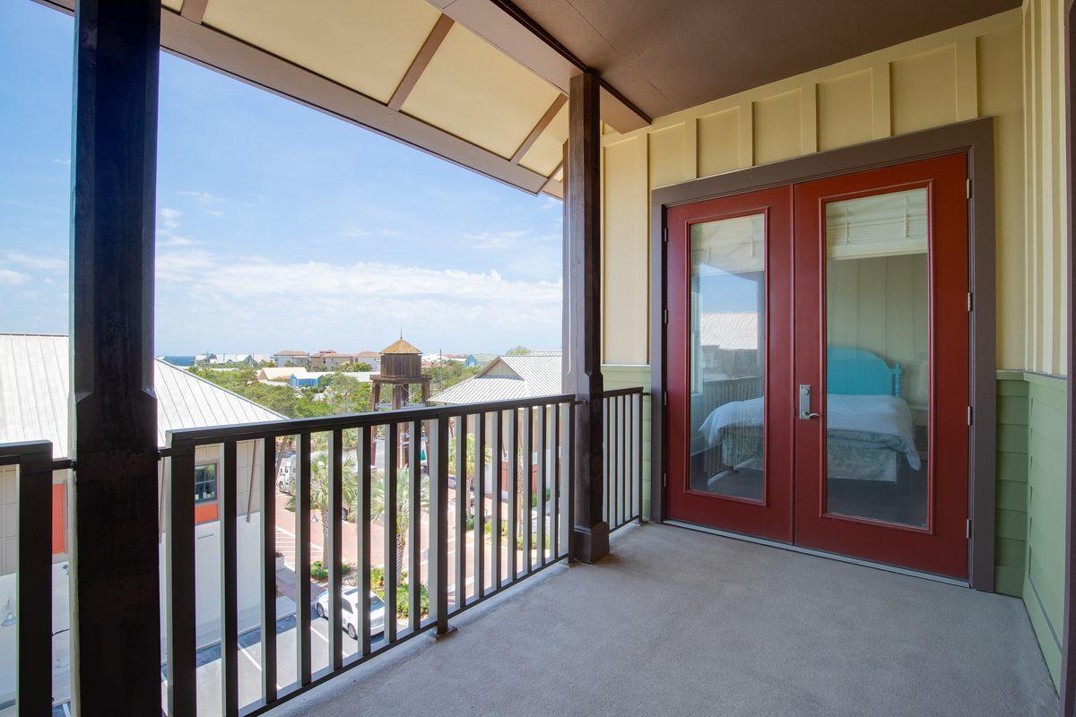 REDFISH VILLAGE - Residential