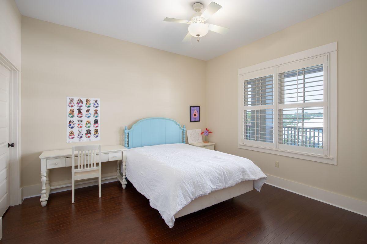 REDFISH VILLAGE - Residential