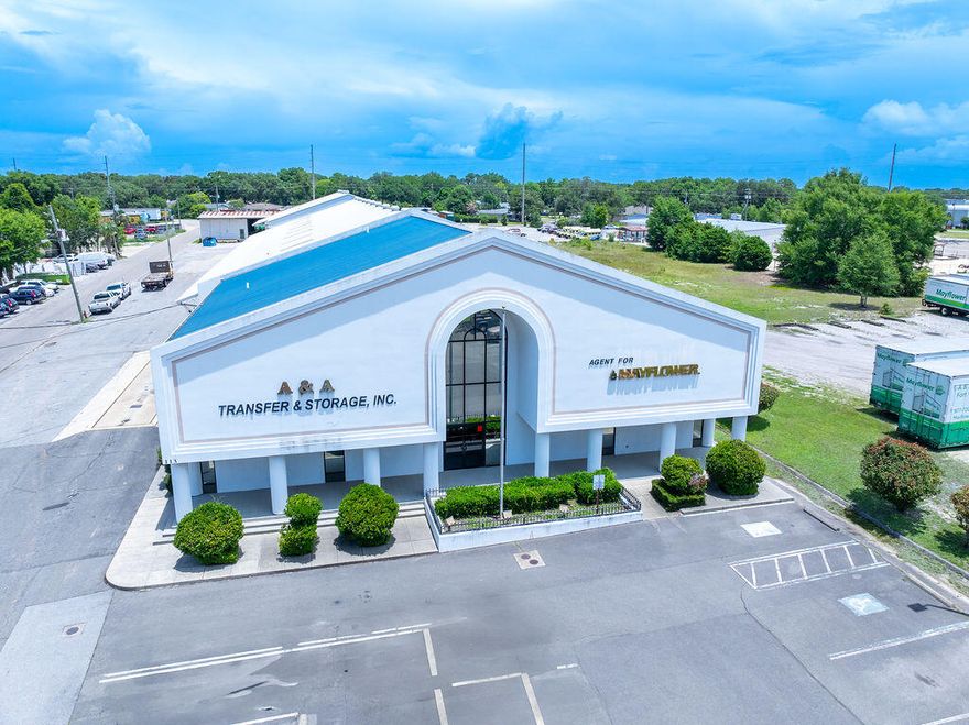 This property offers 24,000 sq ft of warehouse space across two buildings with loading docks. The front warehouse totals 16,000 sq ft, including 2,000 sq ft of heated and cooled office/flex space, 3 roll-up doors (12'x14'), and 3 bathrooms. The rear warehouse offers 8,000 sq ft with 2 roll-up doors and 1 bathroom. Features include graduated ceilings, a certified working truck scale, and a large lot ideal for logistics, distribution, or industrial operations.