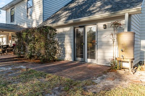 A home in Niceville