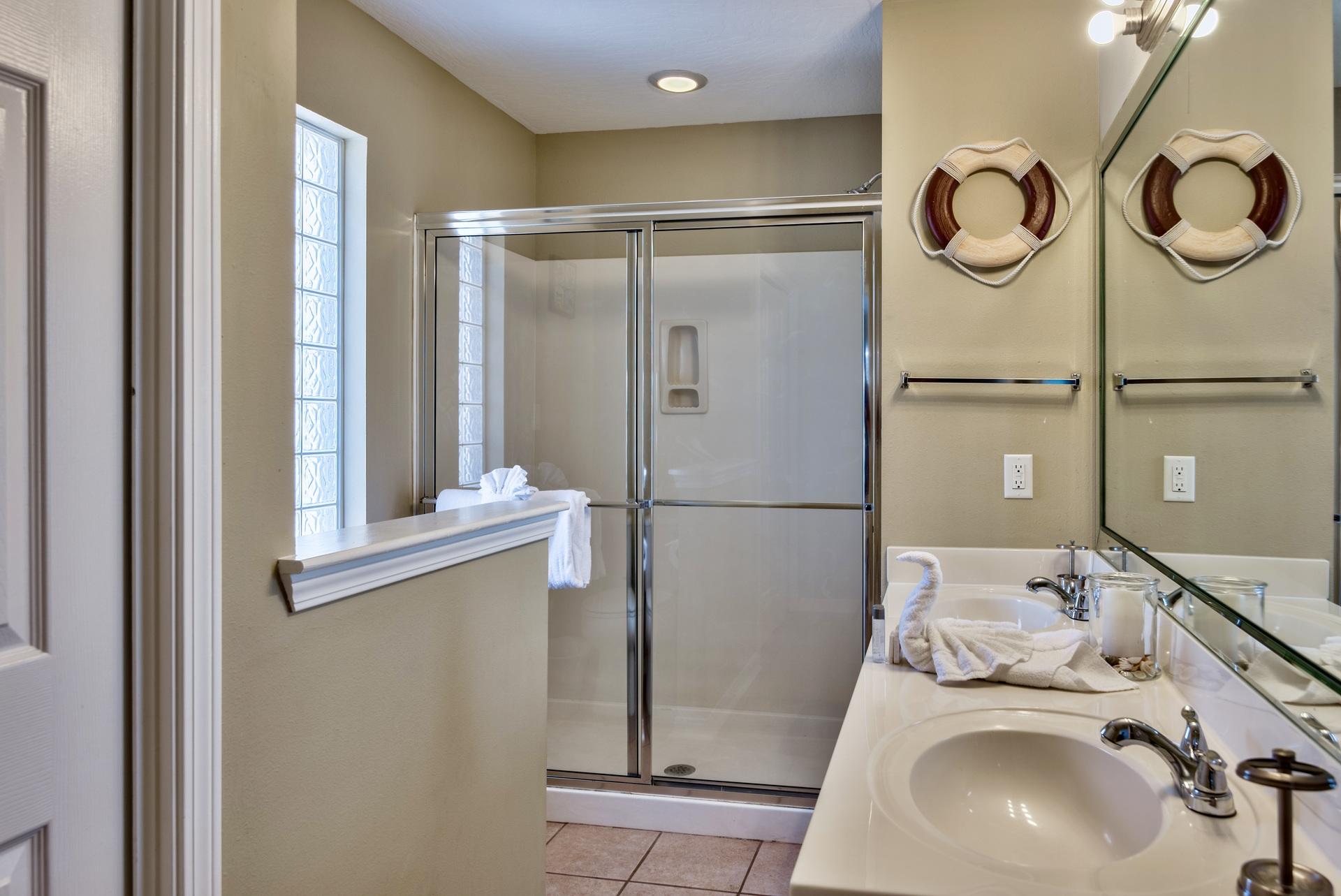 TERRA COTTA TERRACE - Residential