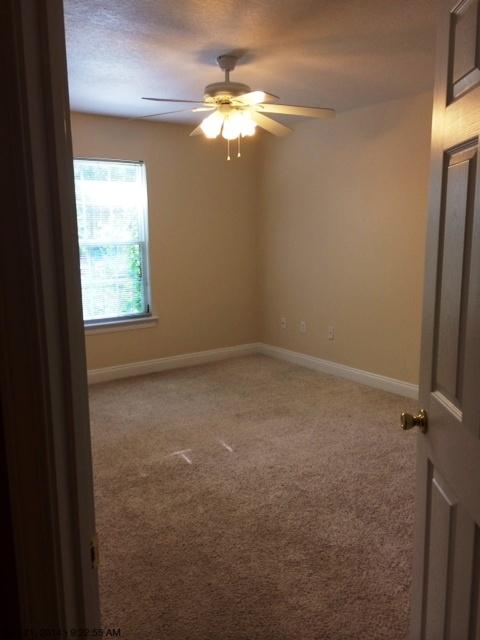 HOMESTEAD MANOR S/D - Residential