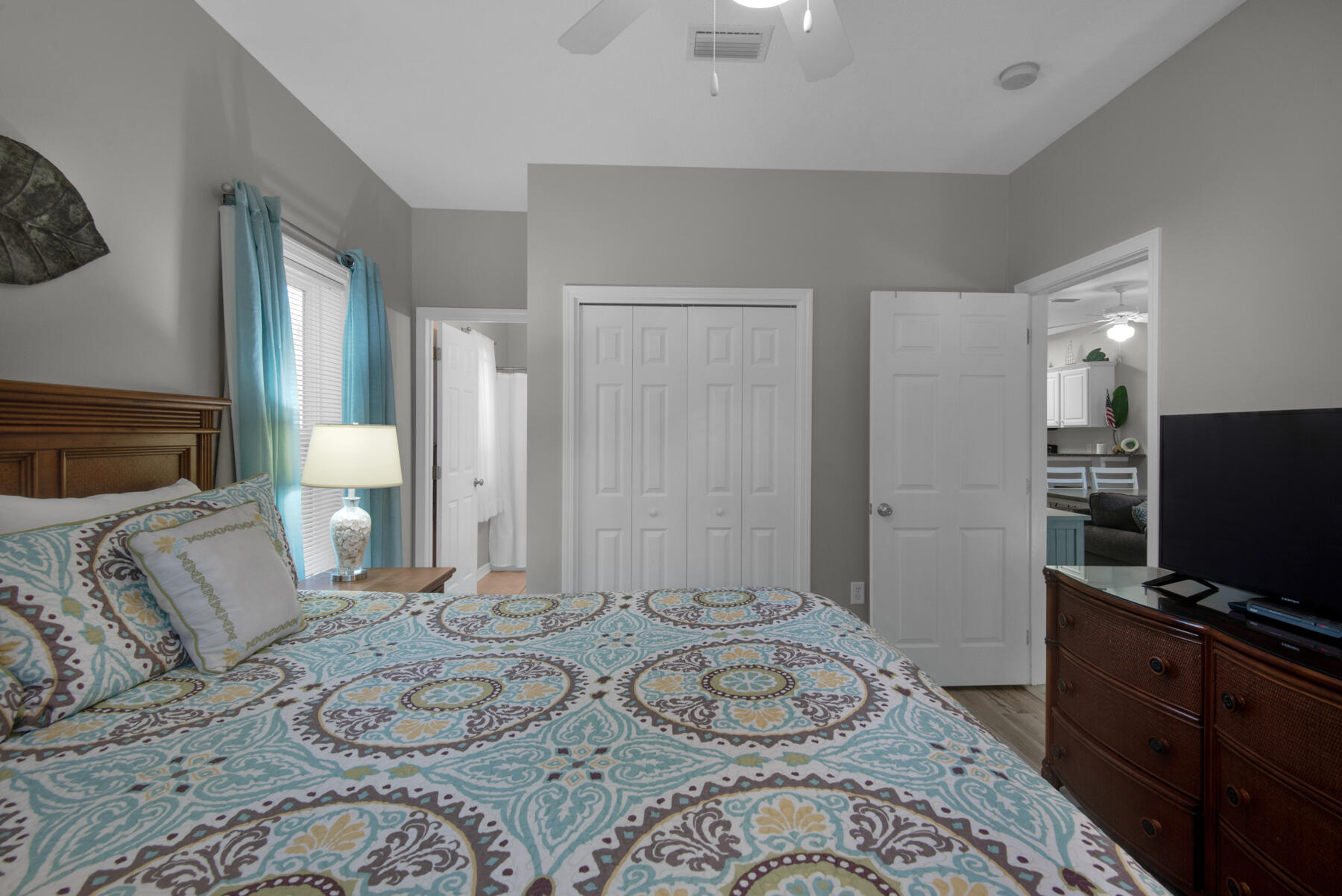 Heron's Watch PH 6 - Residential