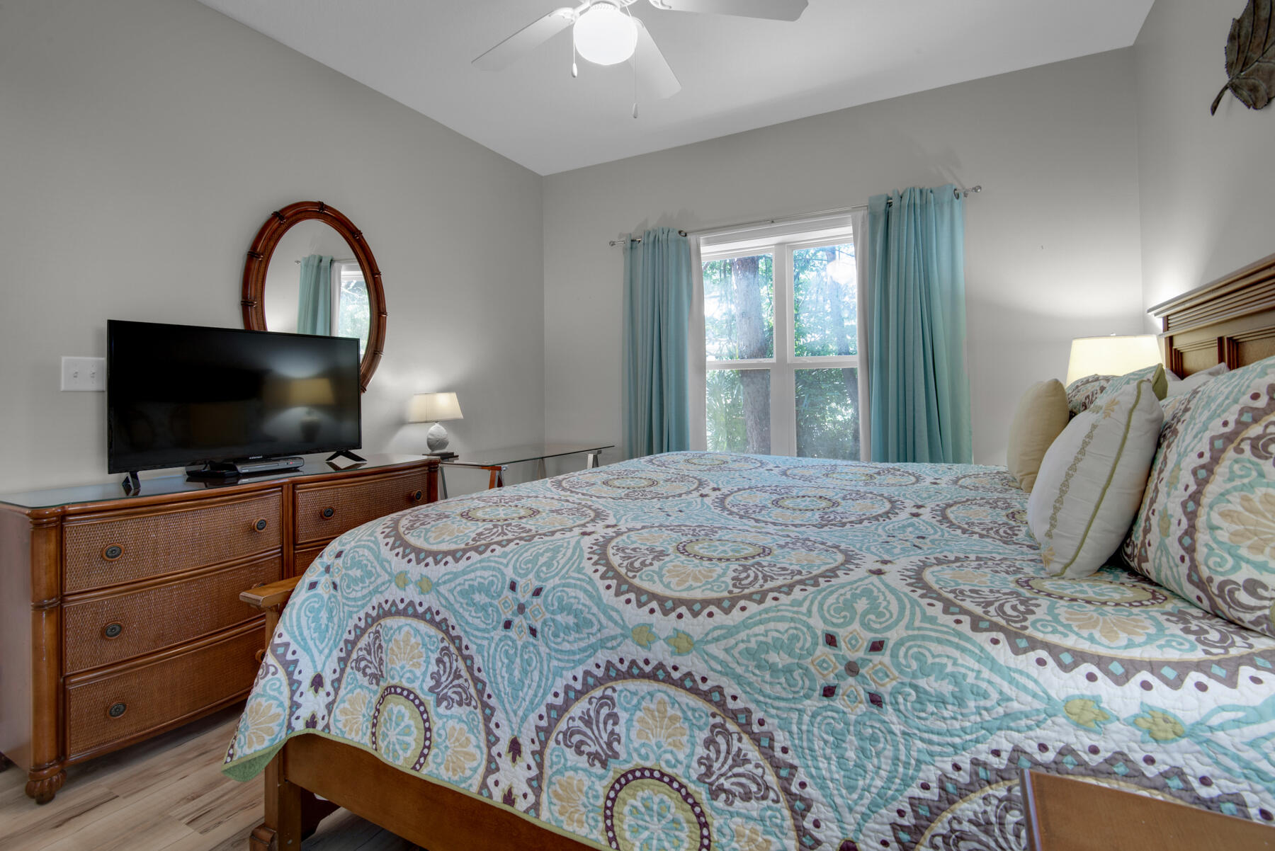 Heron's Watch PH 6 - Residential