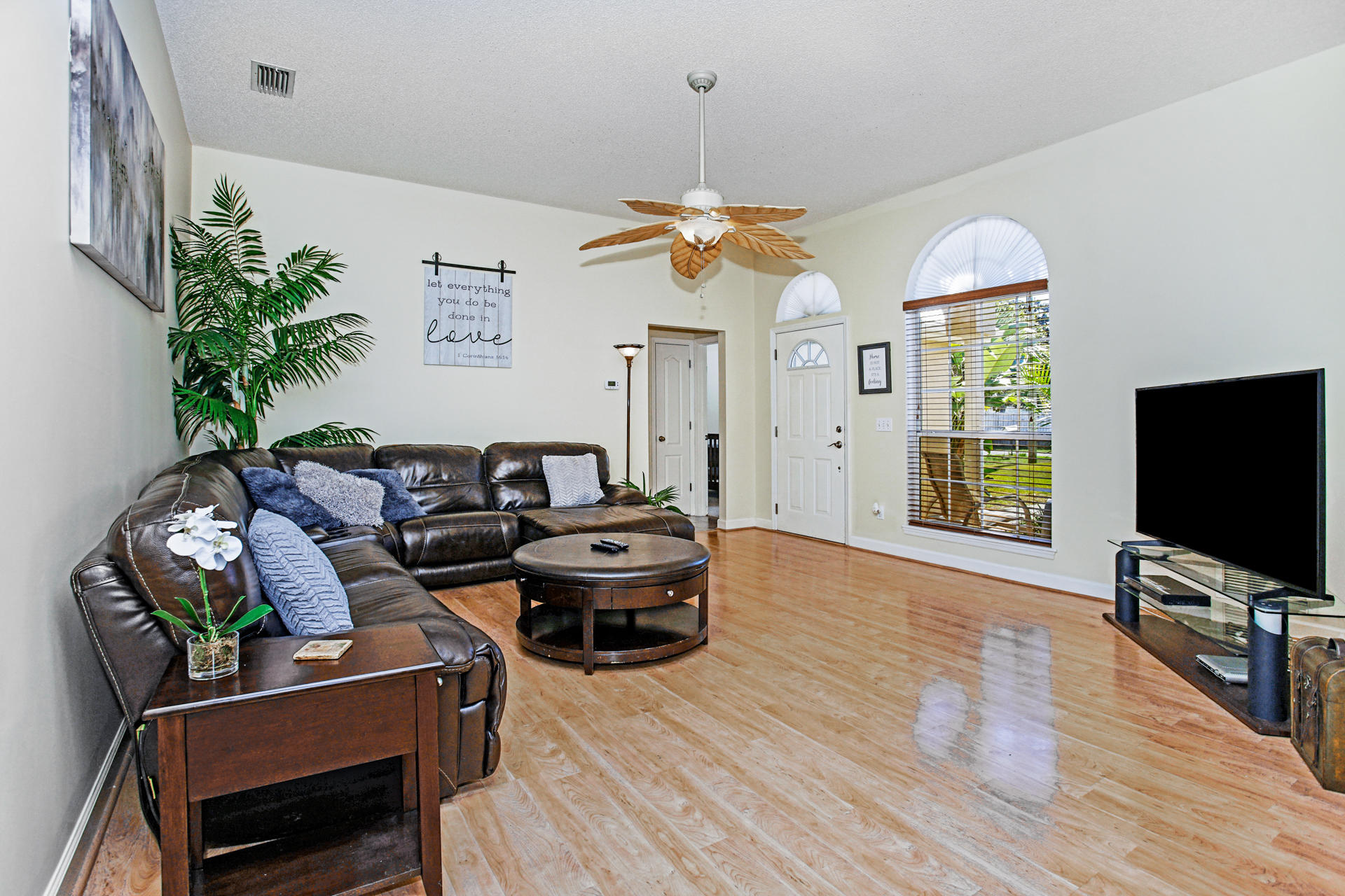 FERNWOOD PARK - Residential