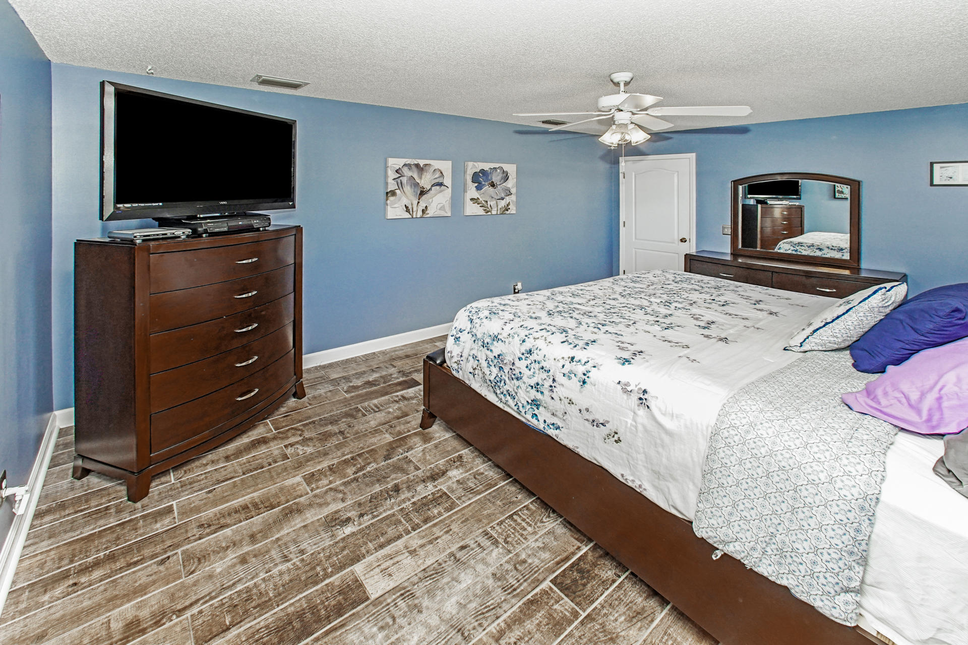 FERNWOOD PARK - Residential