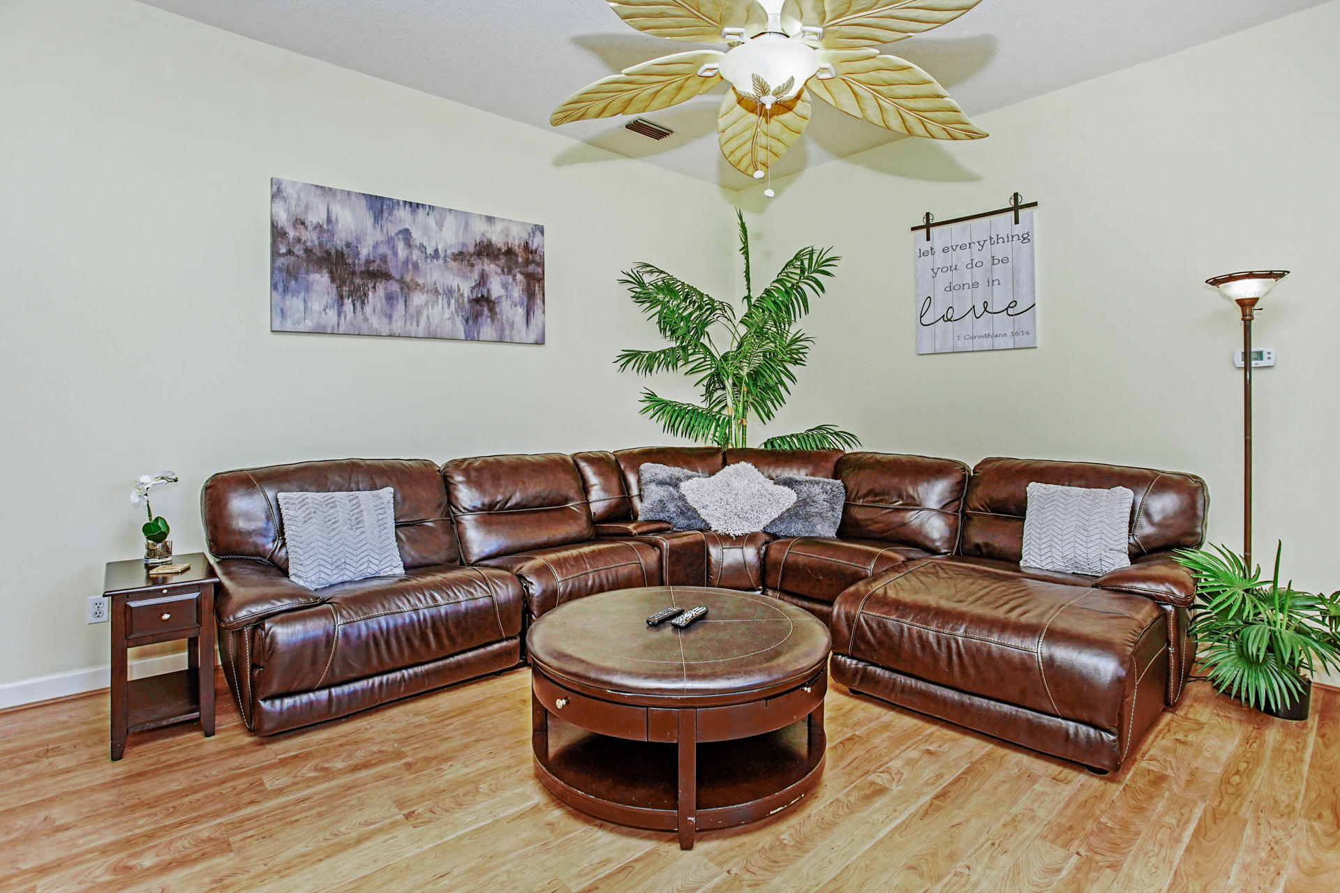 FERNWOOD PARK - Residential