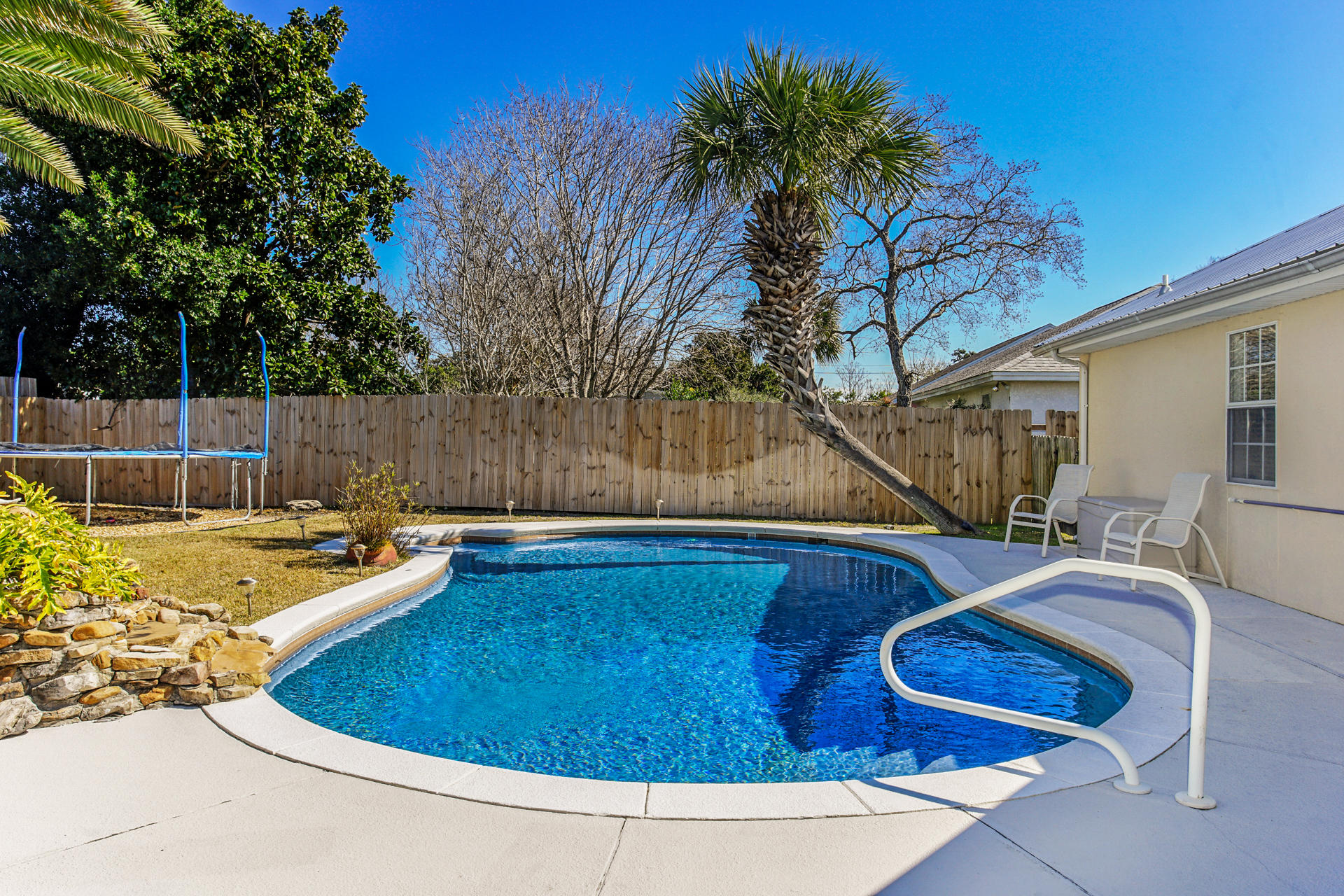 FERNWOOD PARK - Residential