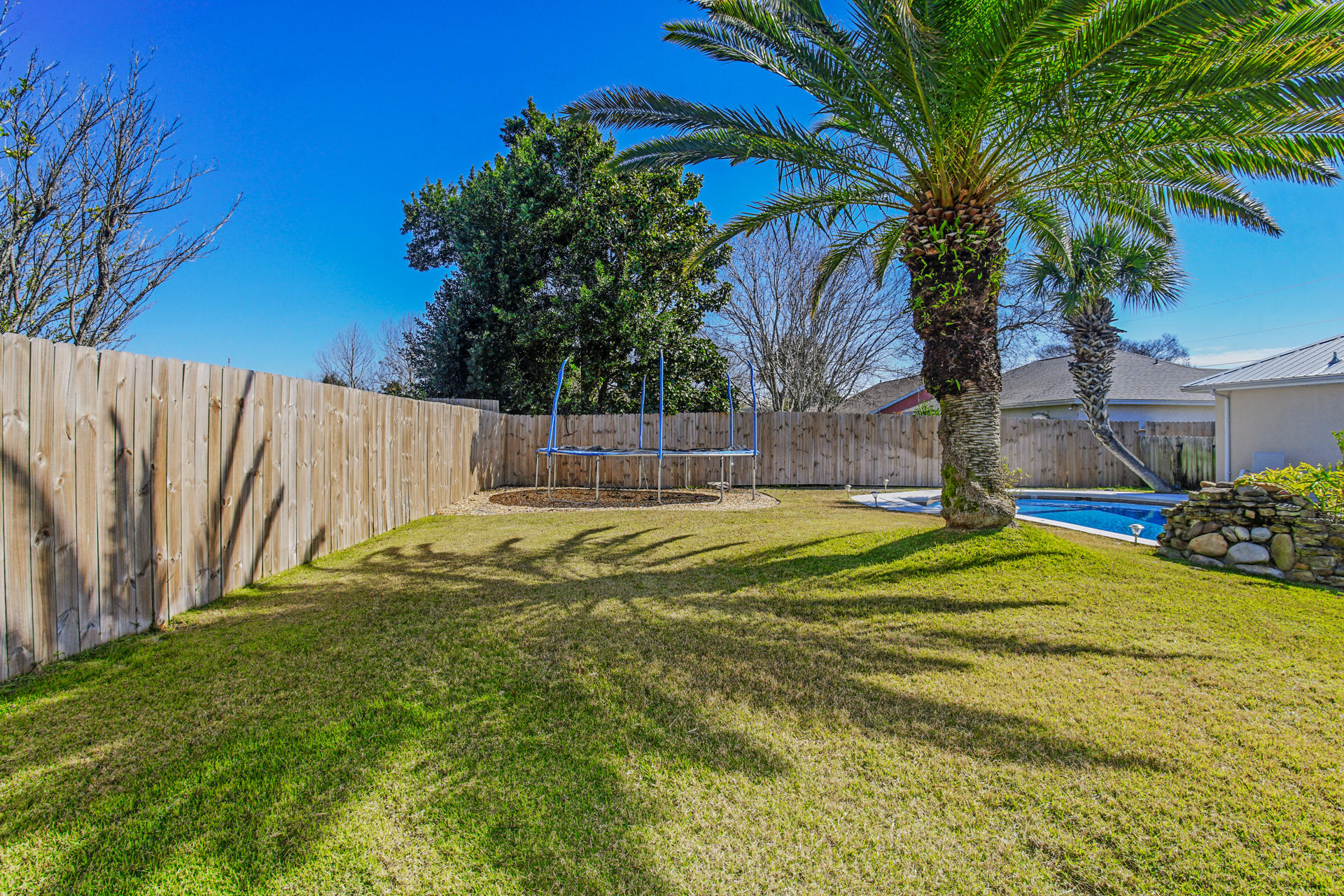 FERNWOOD PARK - Residential