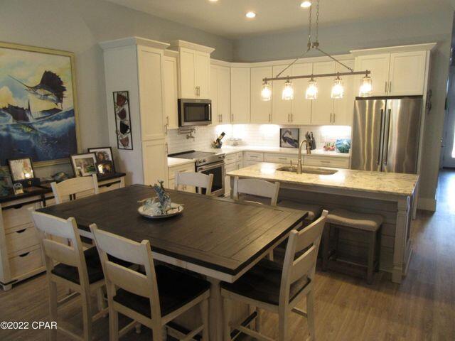 LAGUNA BEACH 7TH ADDN - Residential