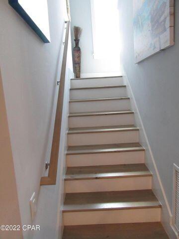 LAGUNA BEACH 7TH ADDN - Residential