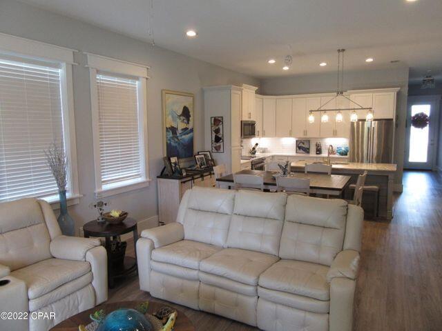 LAGUNA BEACH 7TH ADDN - Residential