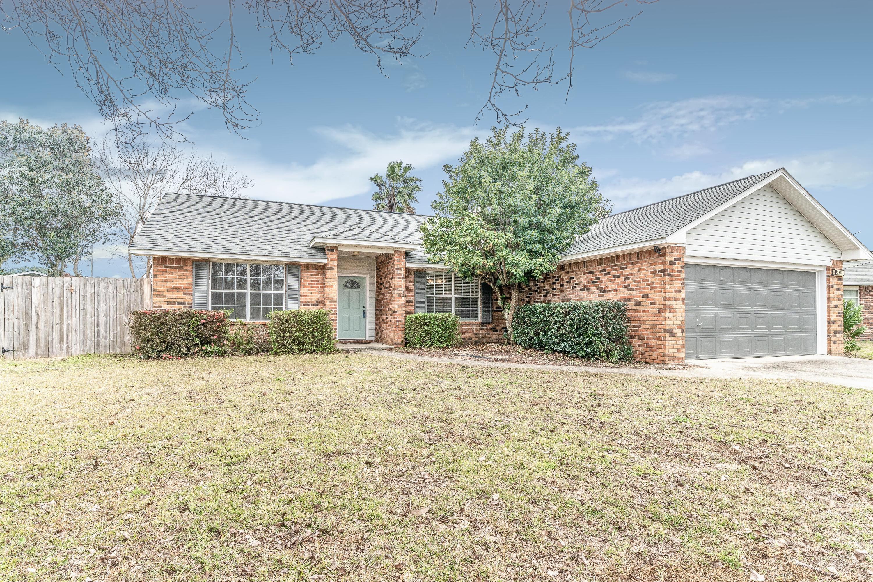 COUNTRY BREEZE ESTATES - Residential