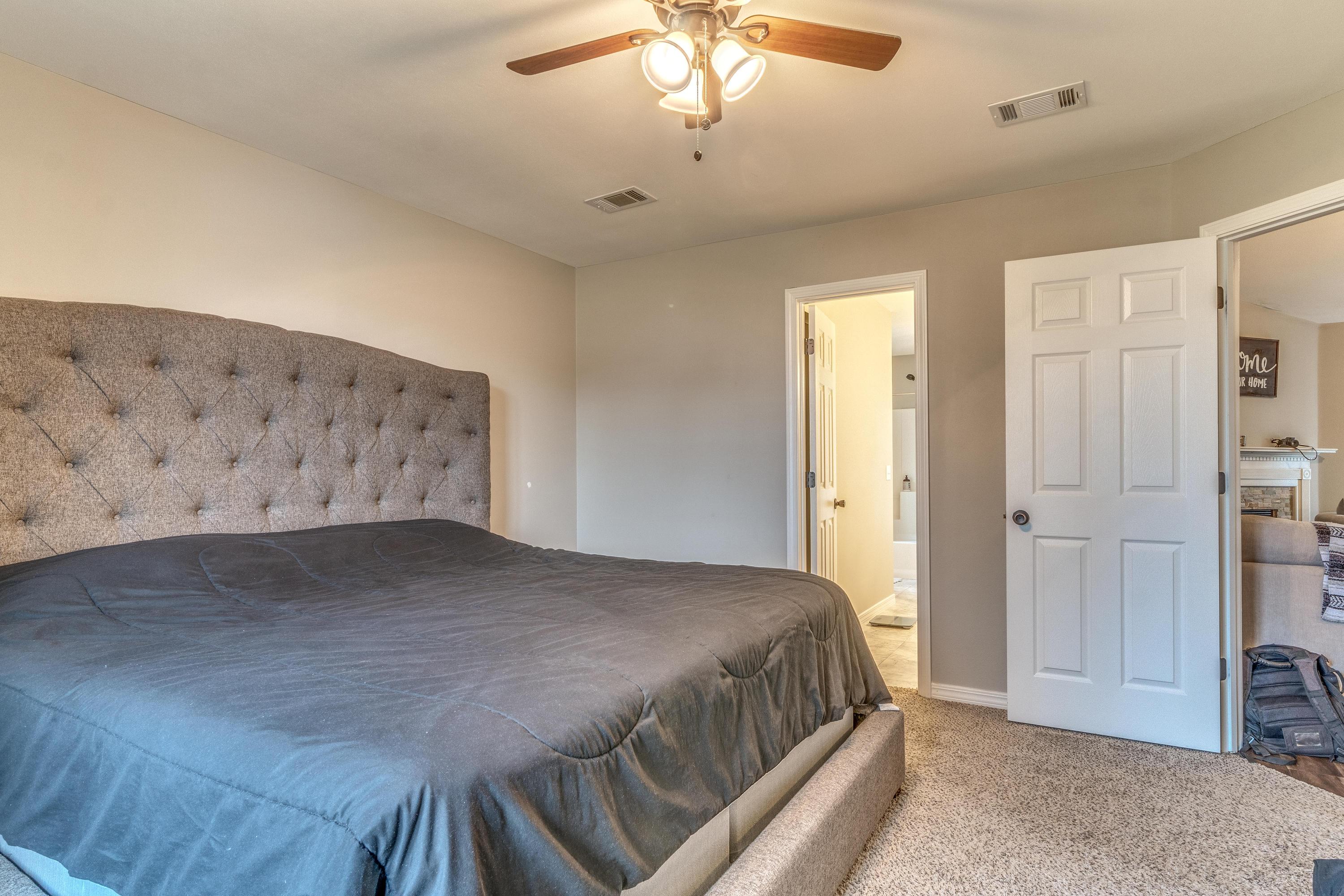 COUNTRY BREEZE ESTATES - Residential