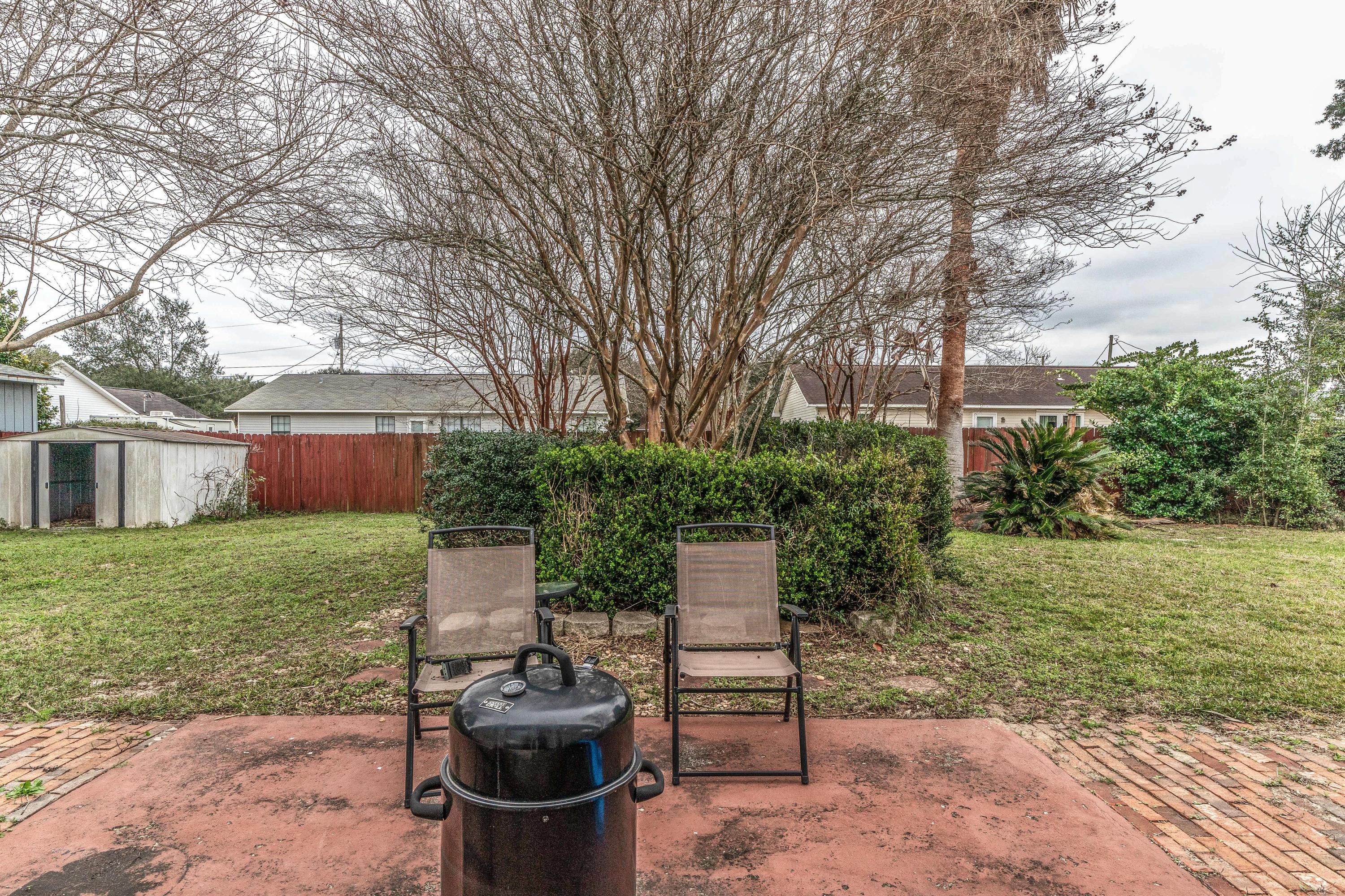 COUNTRY BREEZE ESTATES - Residential