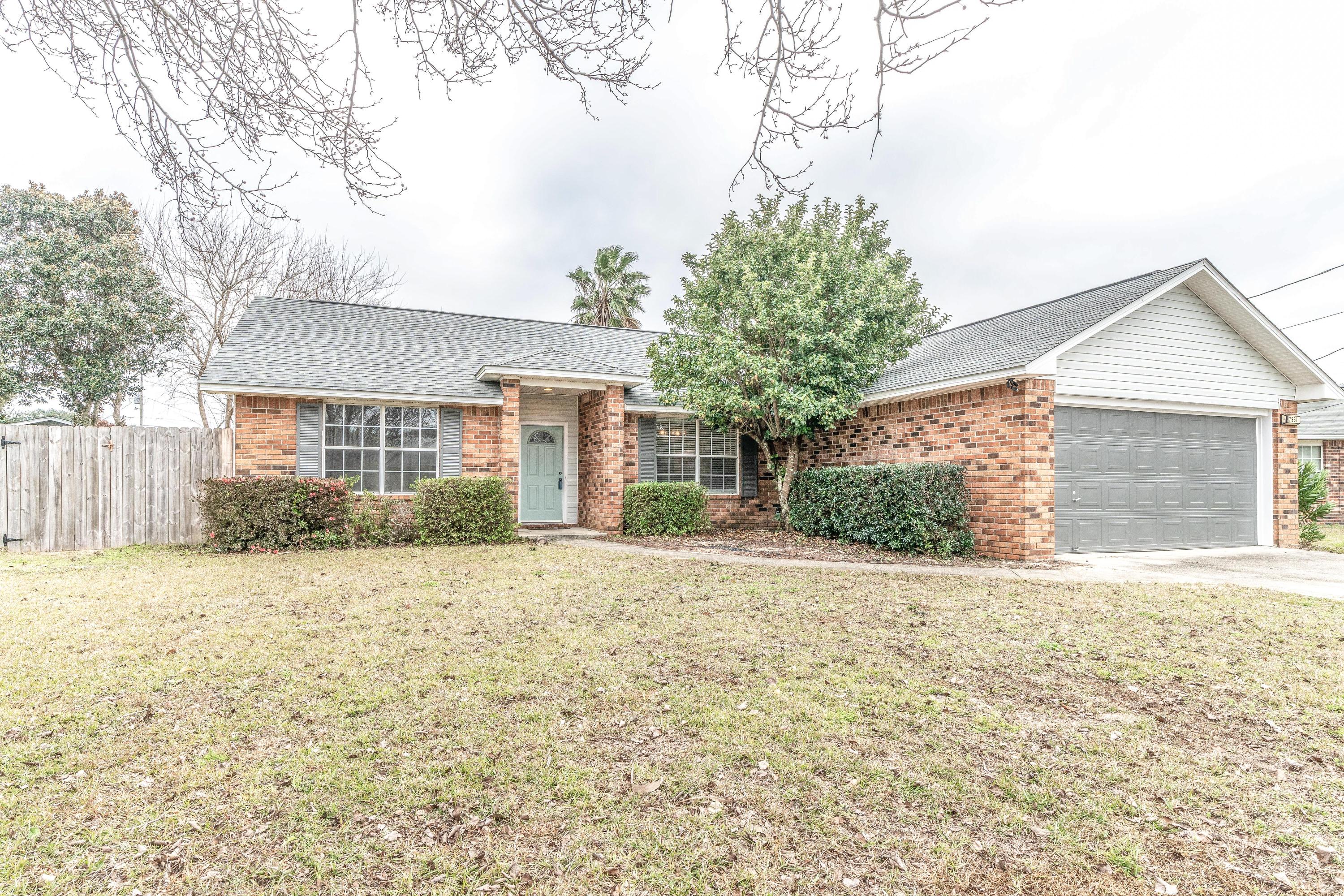 COUNTRY BREEZE ESTATES - Residential