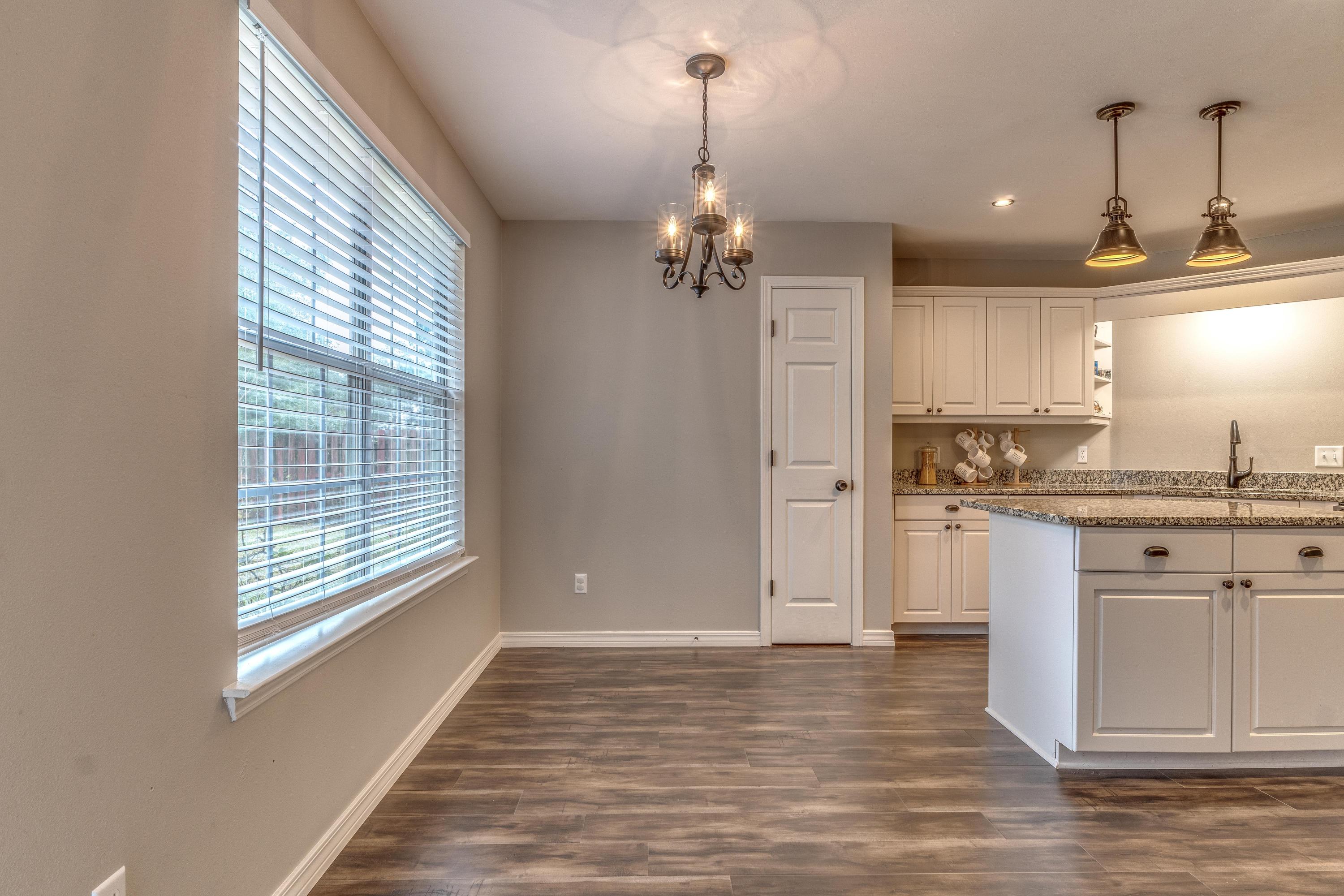 COUNTRY BREEZE ESTATES - Residential