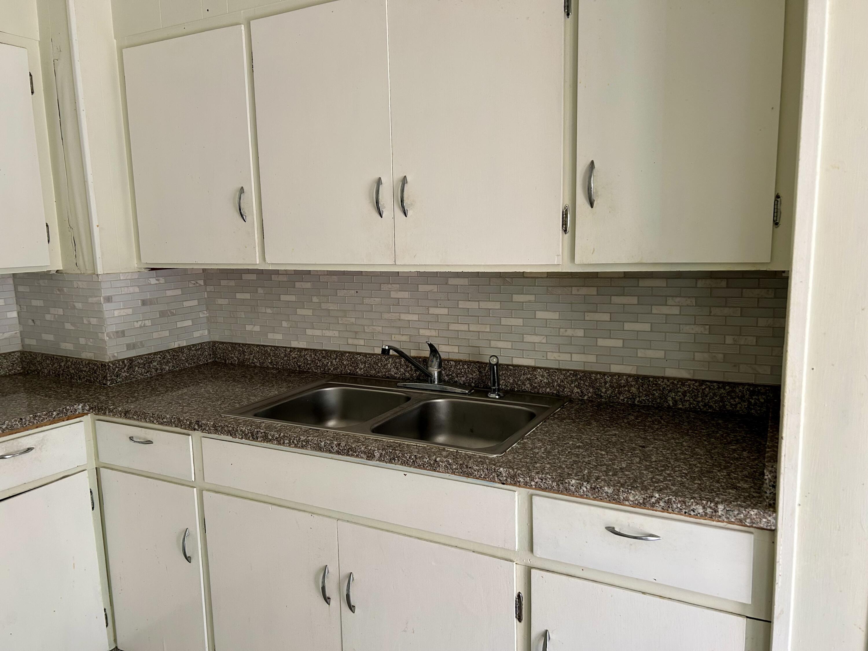 TOWN OF DEFUNIAK SPRINGS - Residential