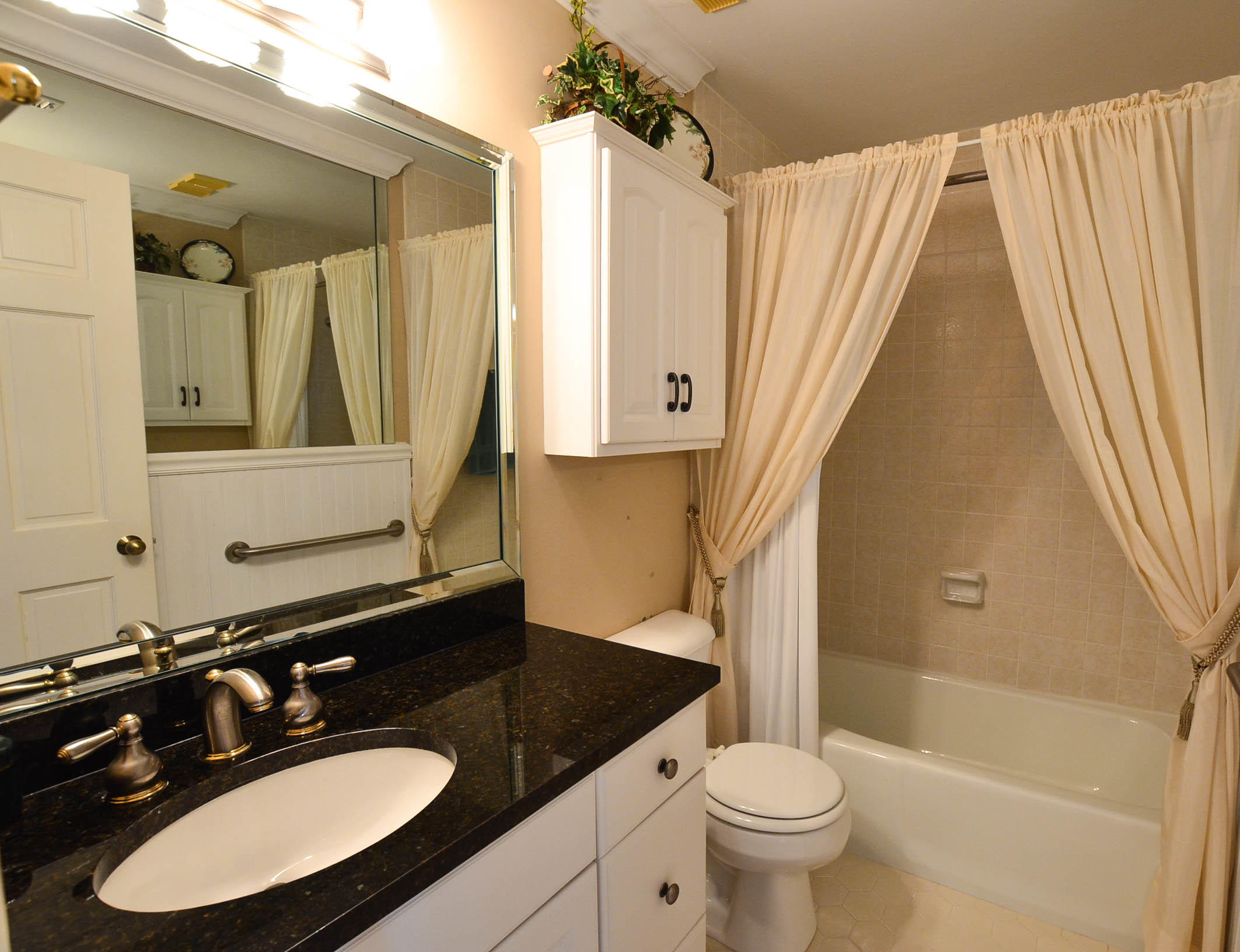 HUNTINGTON BY THE SEA CONDO - Residential