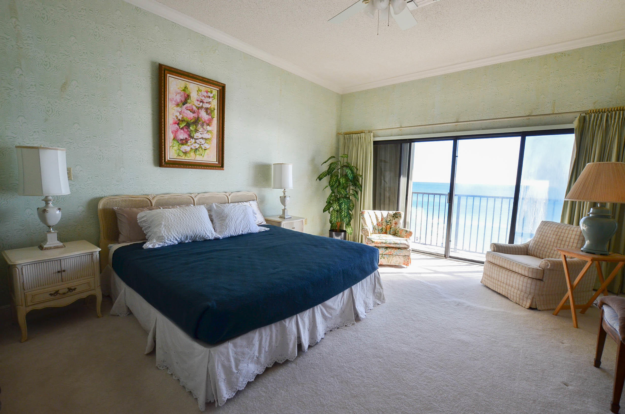 HUNTINGTON BY THE SEA CONDO - Residential