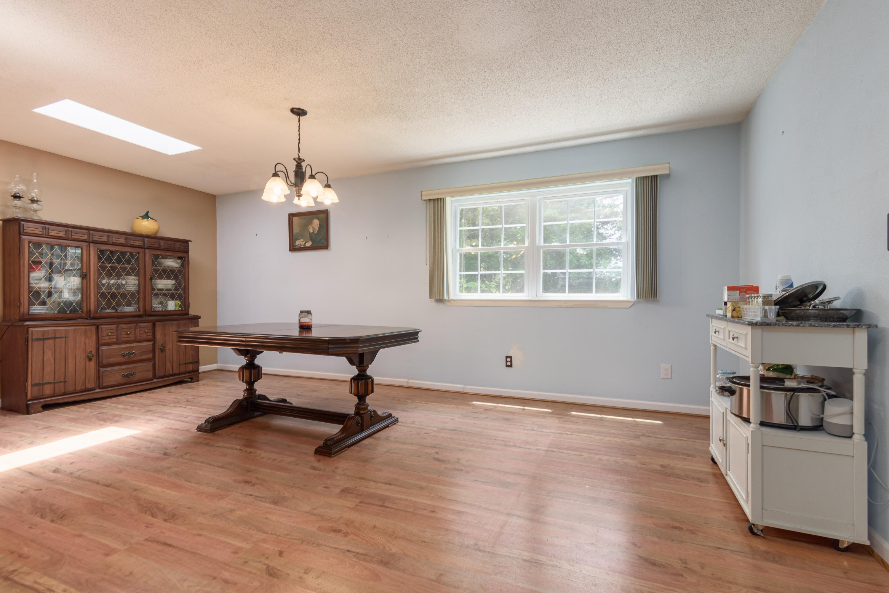 COUNTRY CLUB ESTATES 1ST ADDN - Residential