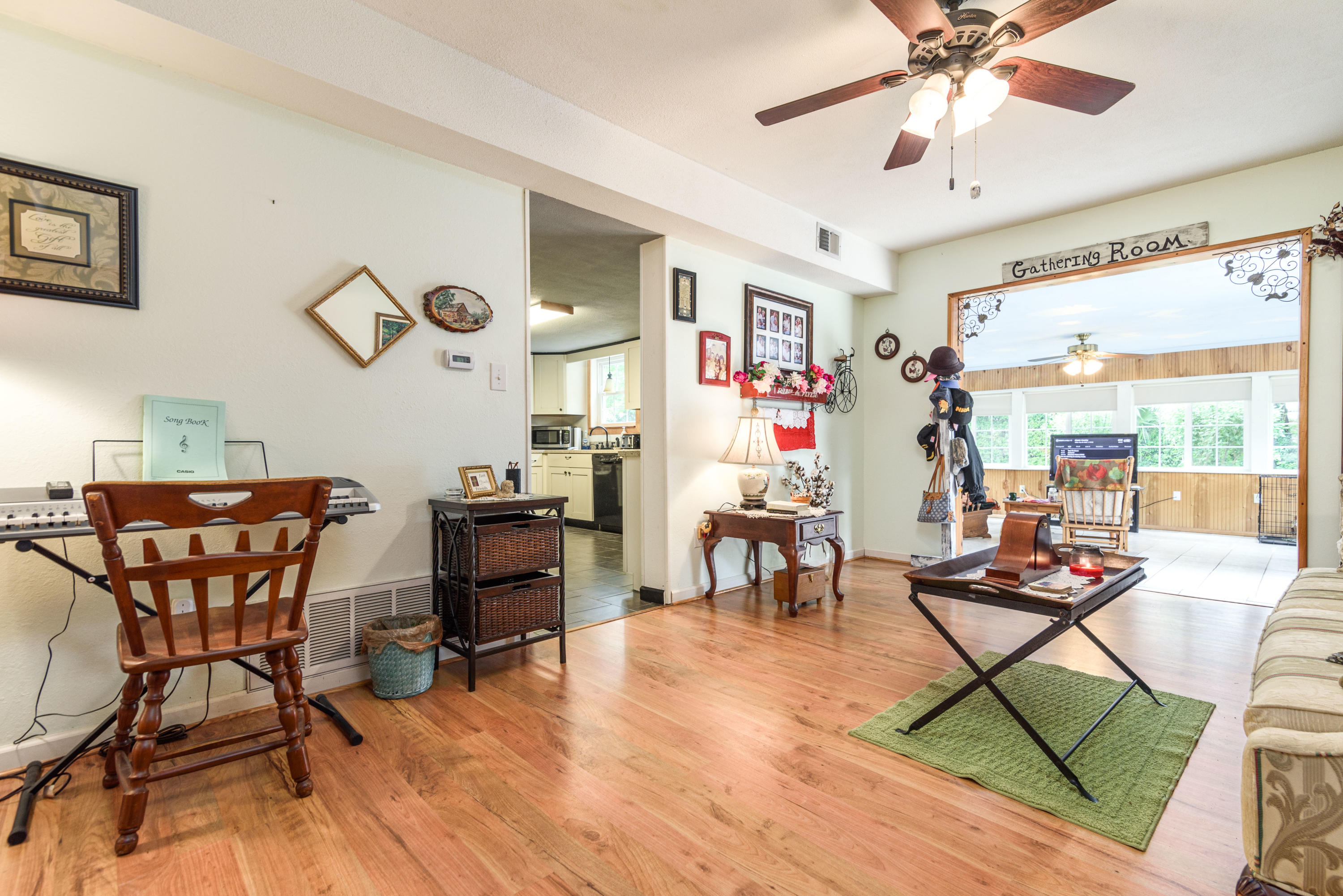 COUNTRY CLUB ESTATES 1ST ADDN - Residential