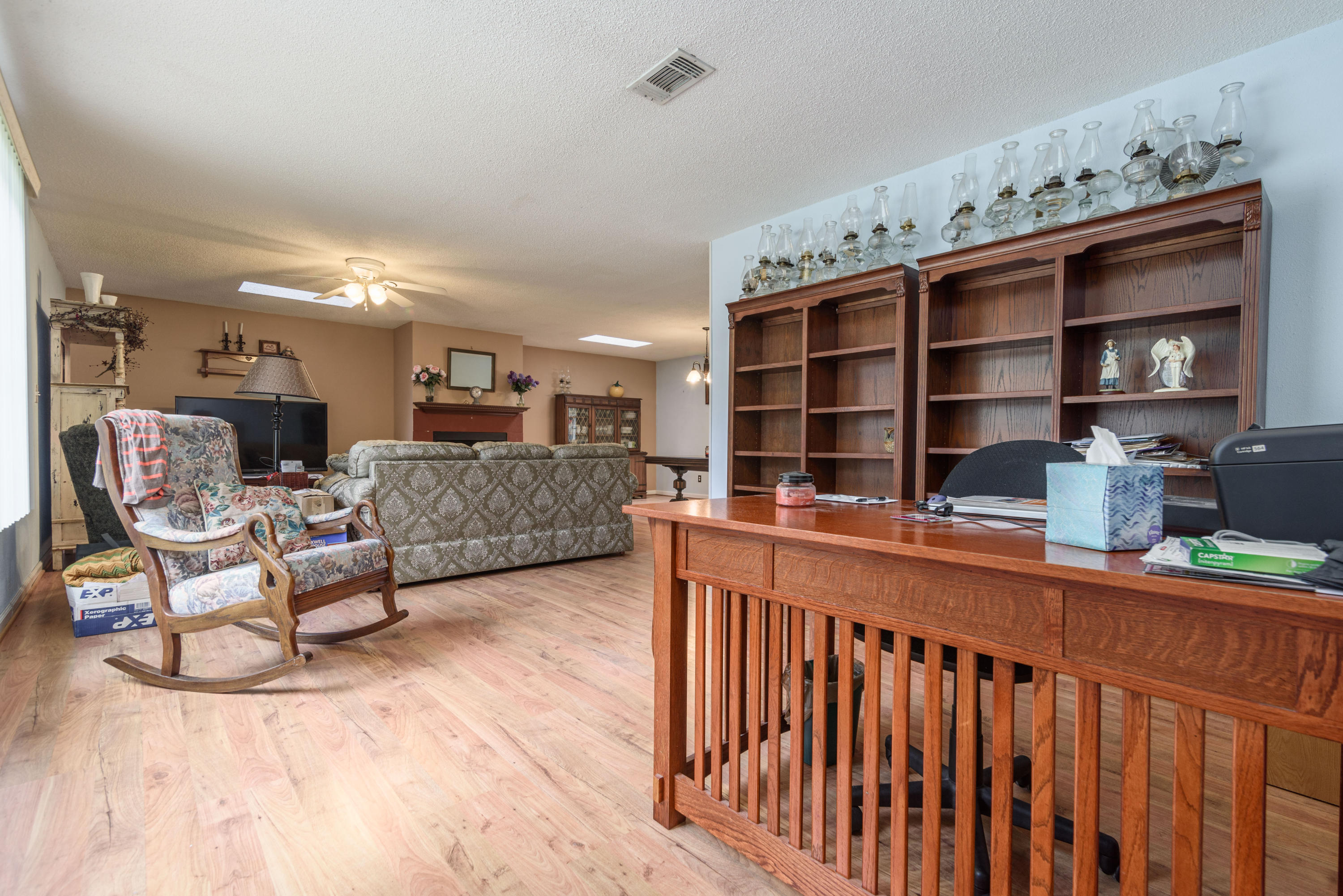 COUNTRY CLUB ESTATES 1ST ADDN - Residential