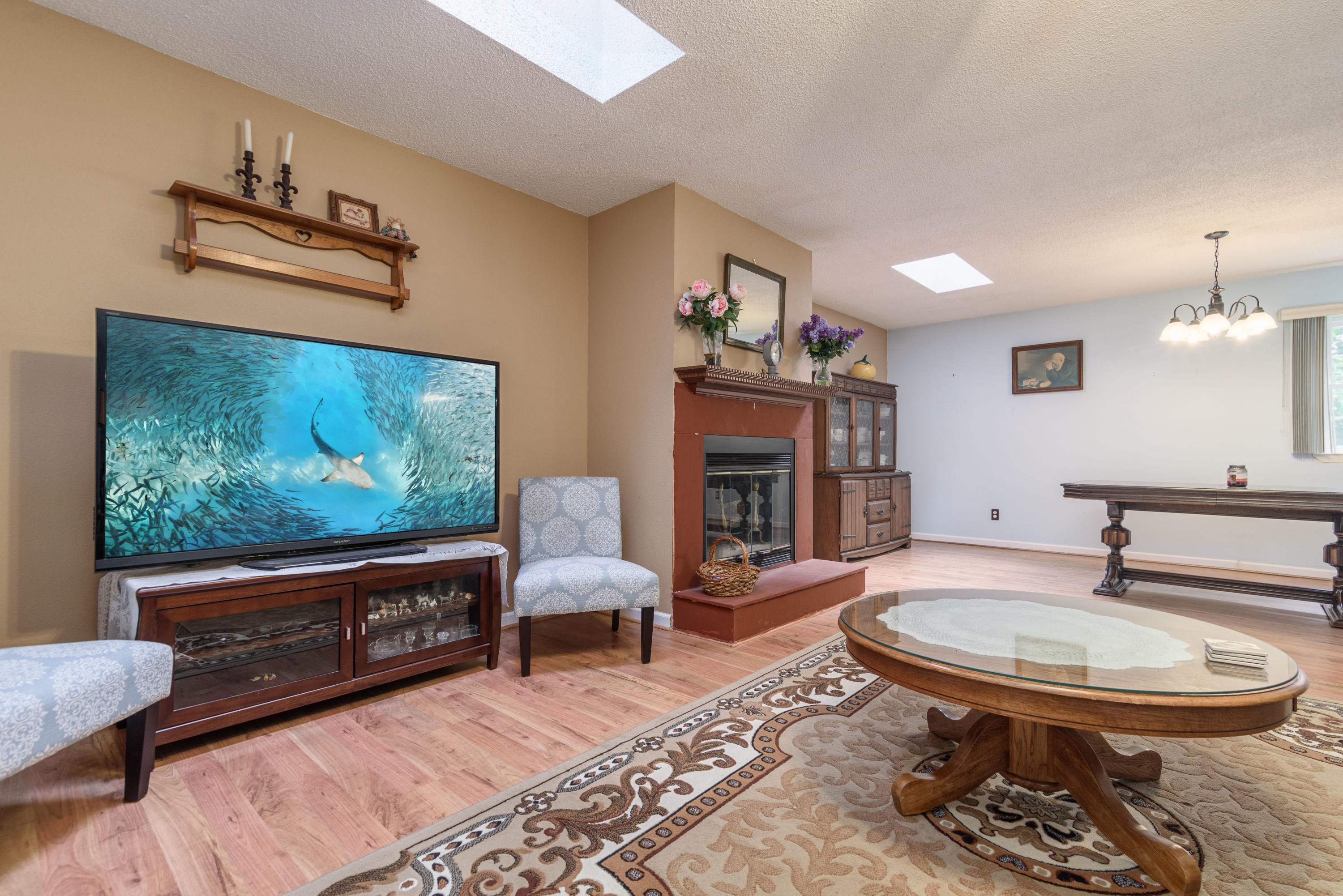 COUNTRY CLUB ESTATES 1ST ADDN - Residential