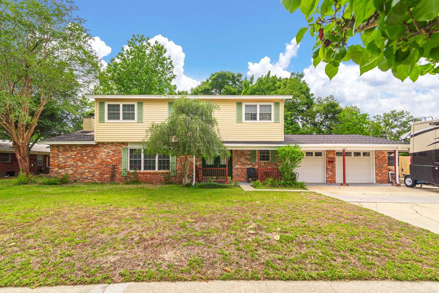 New roof 2020, copper wiring 2017, and renovated kitchen and bathrooms in one of the most sought after neighborhoods in FWB! This charming home has been lovingly maintained and has the extra living and entertaining space you have been looking for. The kitchen includes soft-close cabinets and drawers,Corian counters, and beautiful tile flooring. New wide plank vinyl wood flooring was installed in the family room just off the kitchen. The guest bath has been renovated with tile, deep jetted tub, new vanity and fixtures, In the Master suite the closet has custom organizers, tiled shower, new vanity and fixtures. Relax in the fully fenced yard complete with fig, orange, and lemon trees, covered patio with a breaker for Jacuzzi, and a workshop with elec. Generator power inlet box installed in
