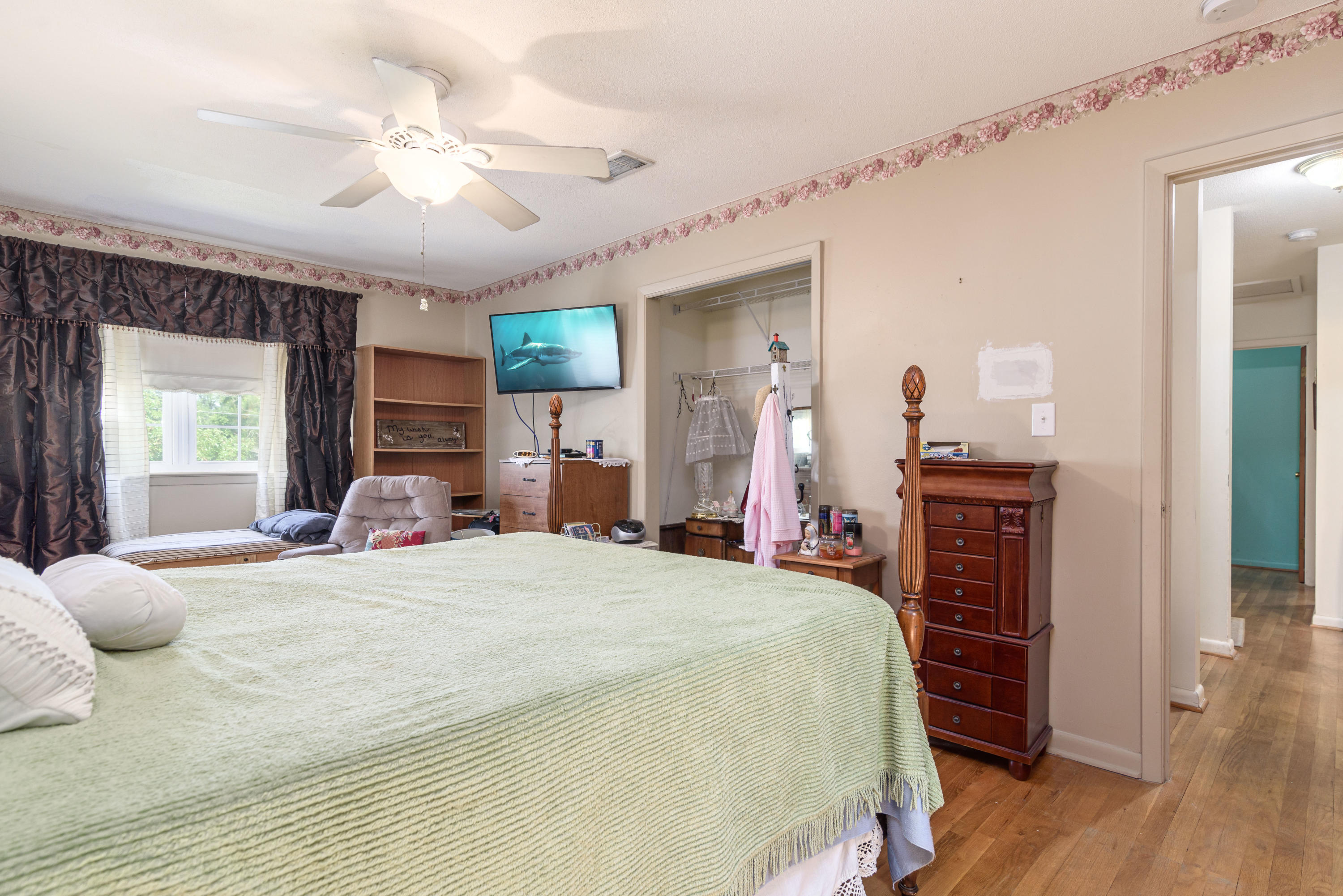 COUNTRY CLUB ESTATES 1ST ADDN - Residential