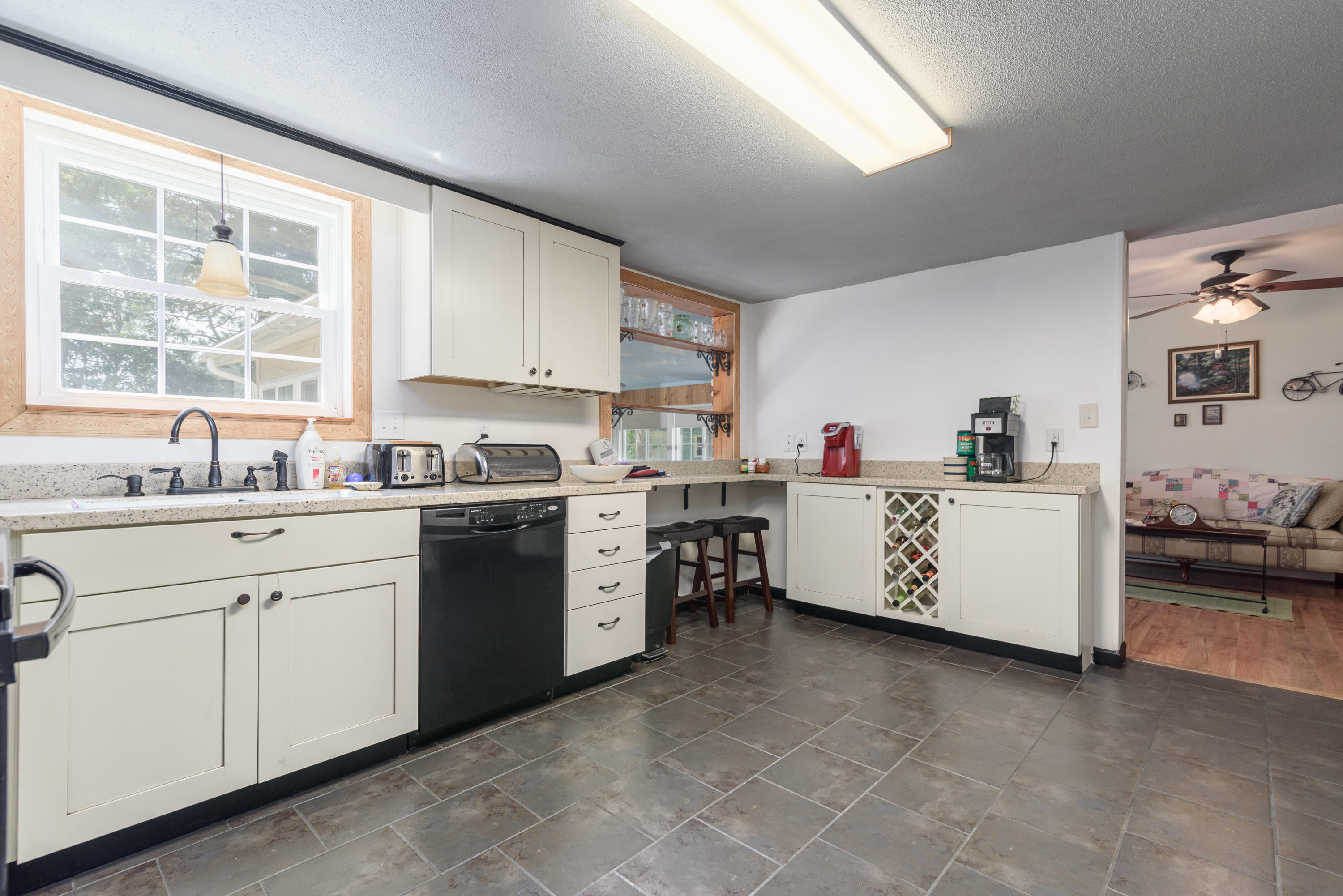 COUNTRY CLUB ESTATES 1ST ADDN - Residential