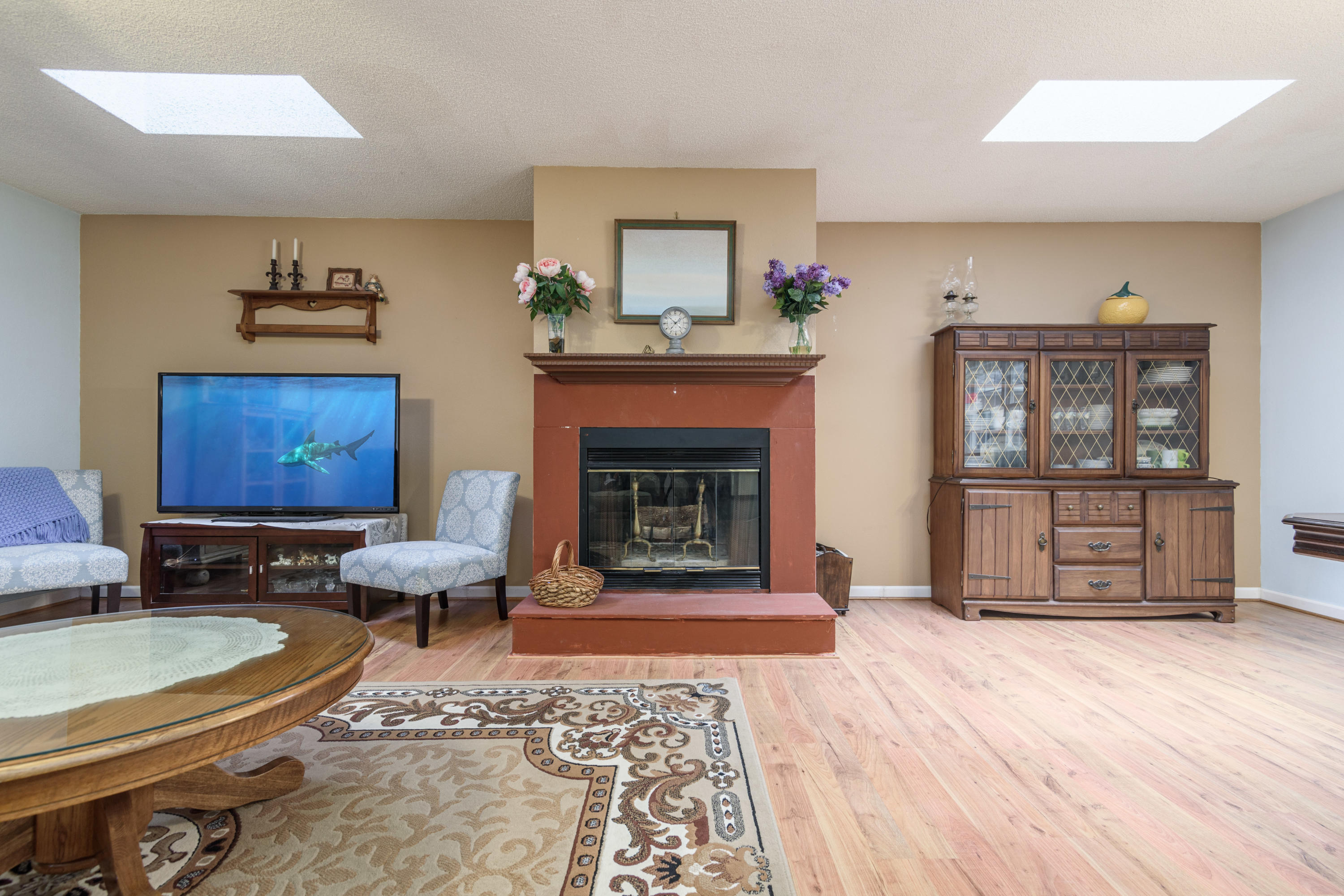 COUNTRY CLUB ESTATES 1ST ADDN - Residential