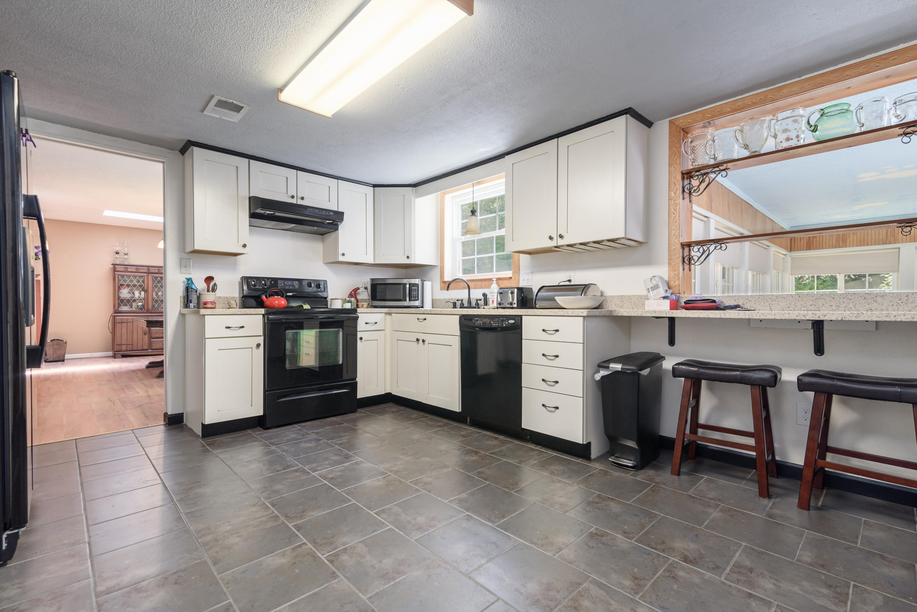 COUNTRY CLUB ESTATES 1ST ADDN - Residential