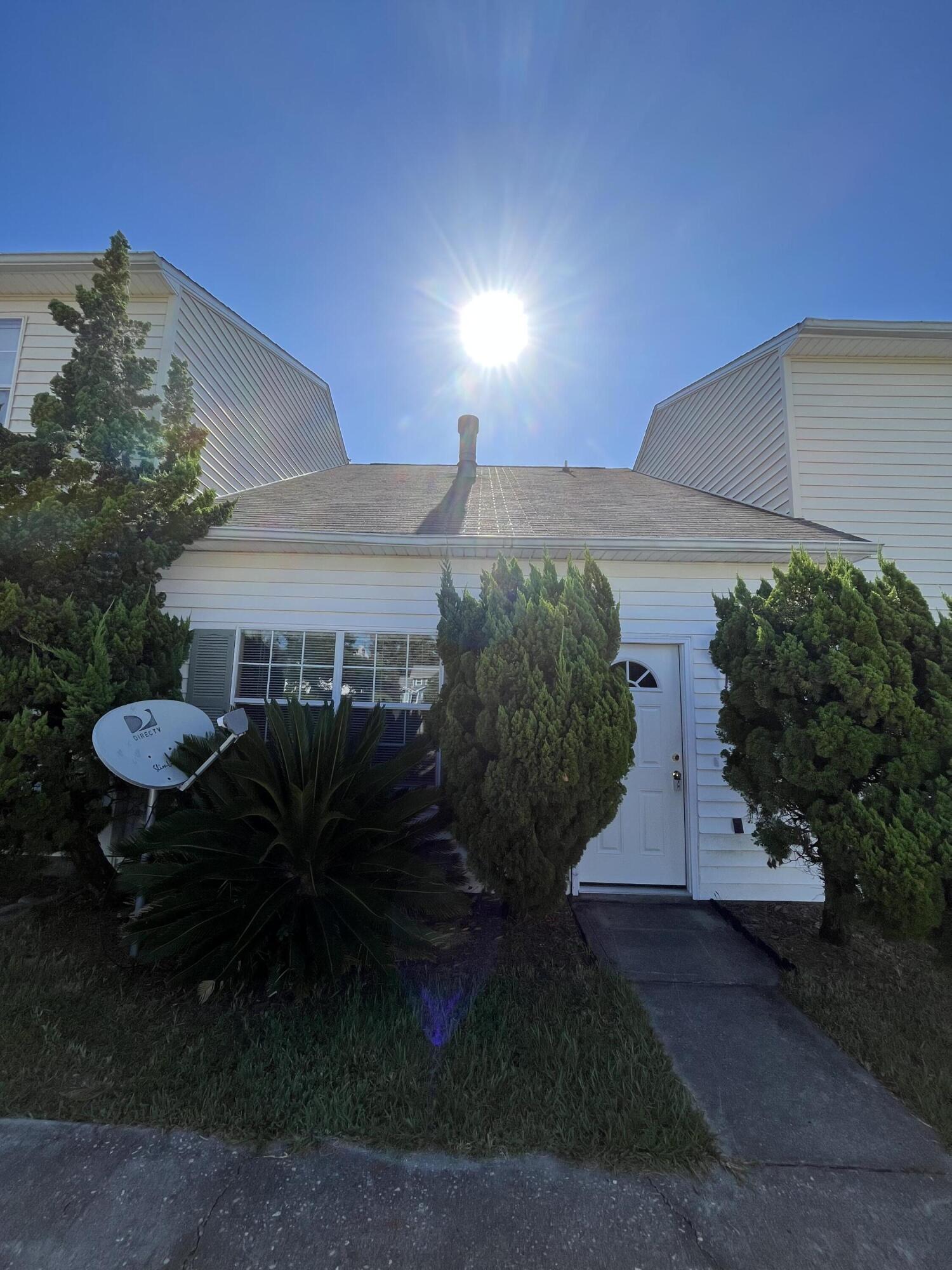 WEST SHORES T/H - Residential Lease