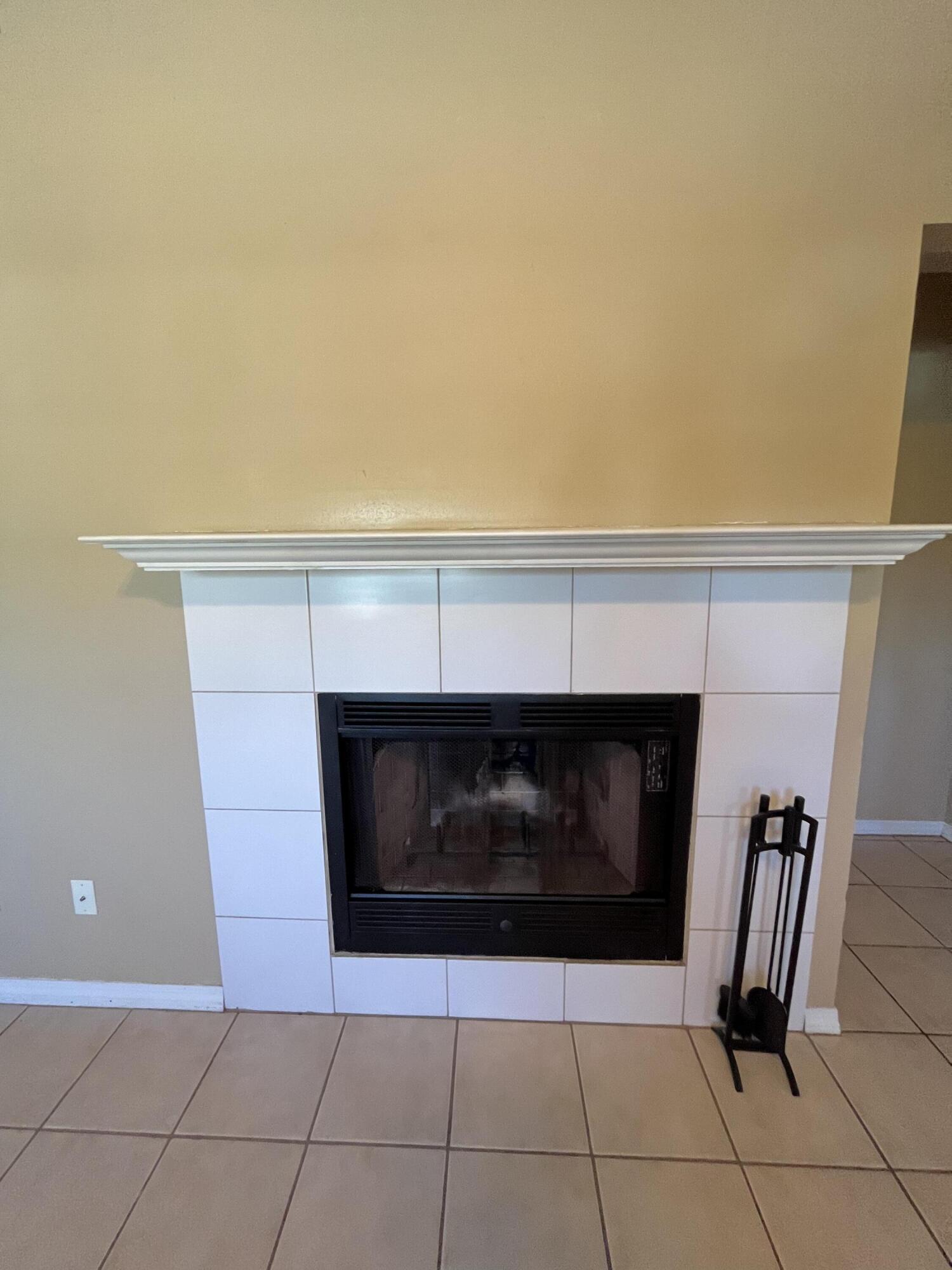 WEST SHORES T/H - Residential Lease