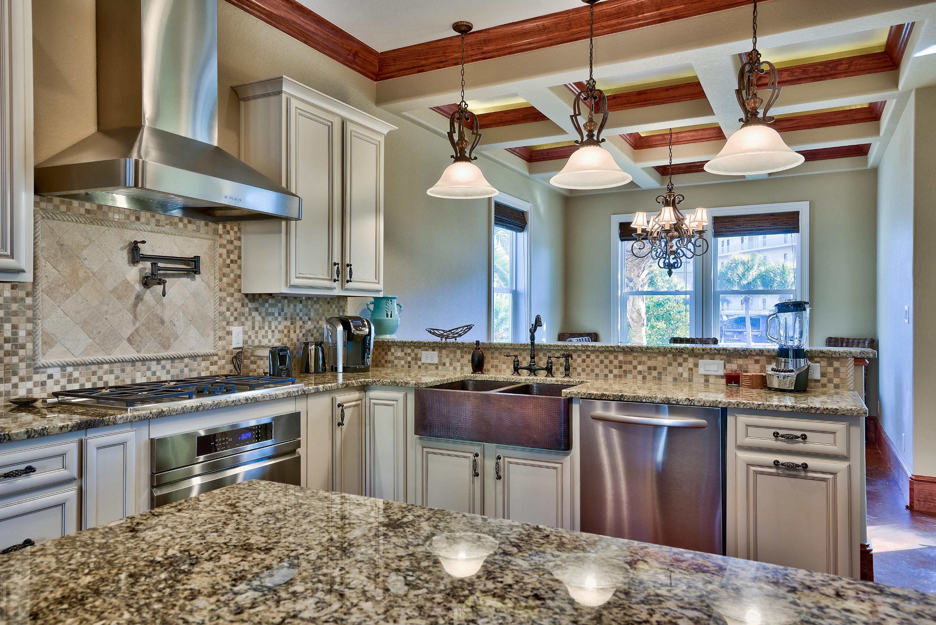 SAINT TROPEZ - Residential