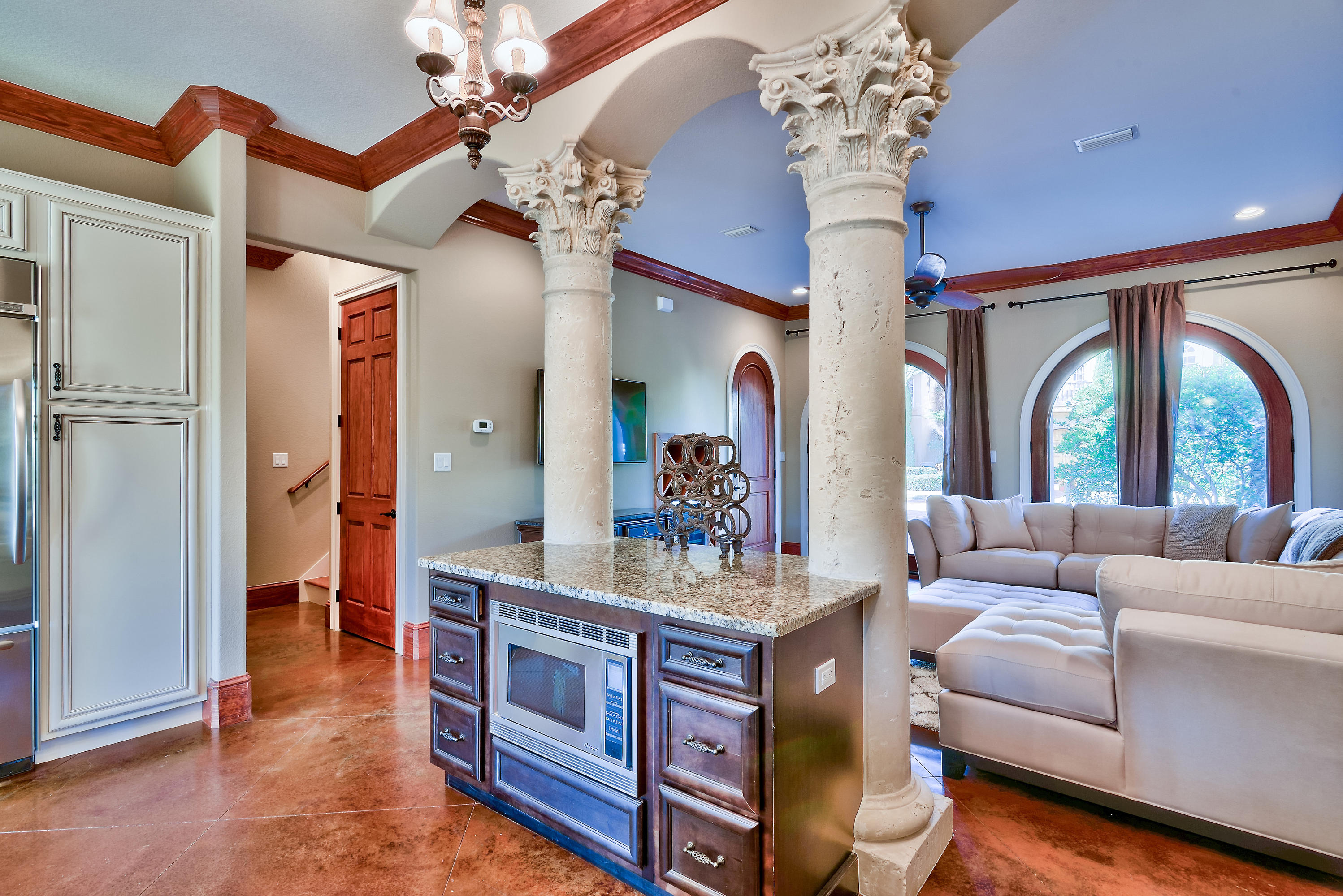 SAINT TROPEZ - Residential