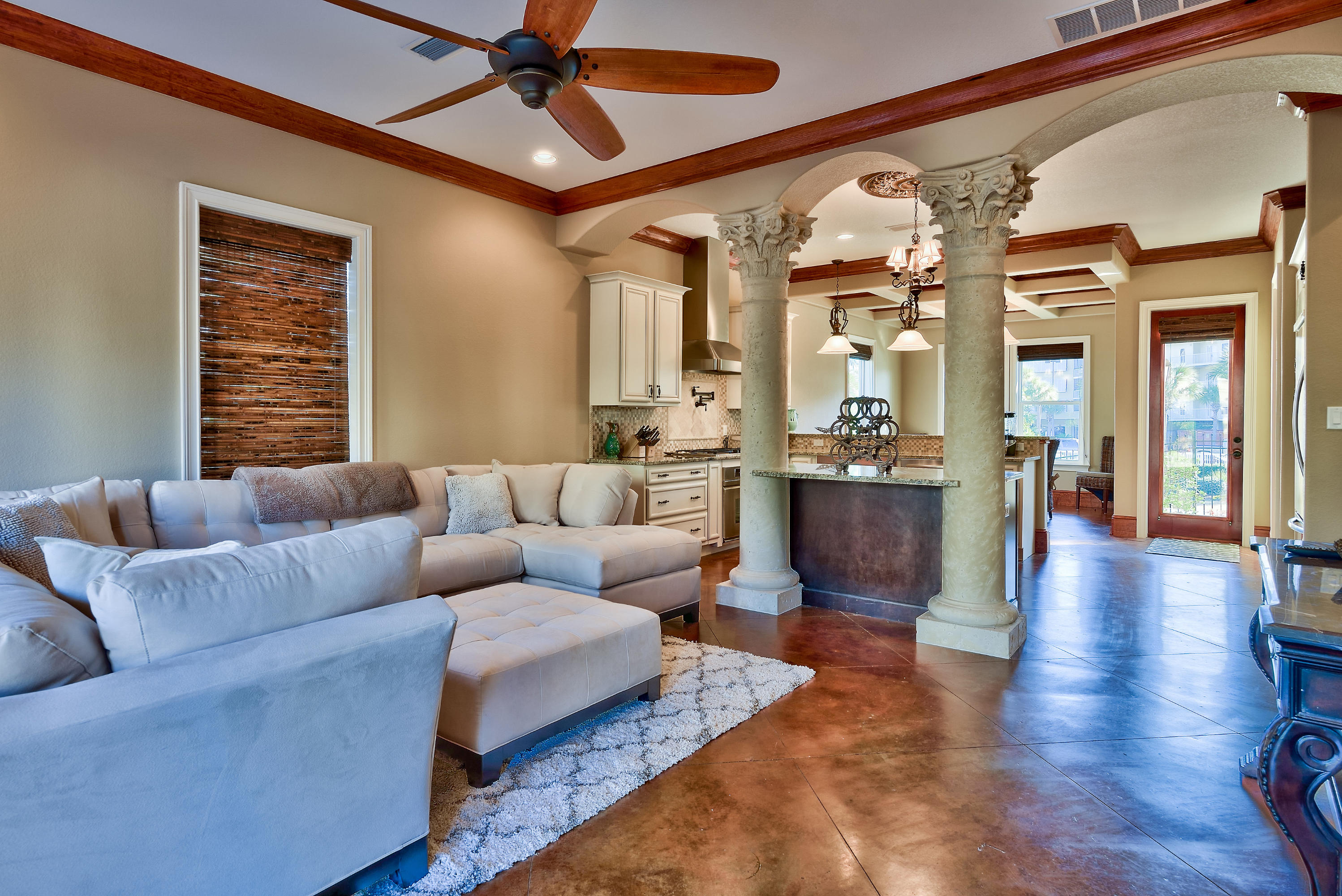 SAINT TROPEZ - Residential