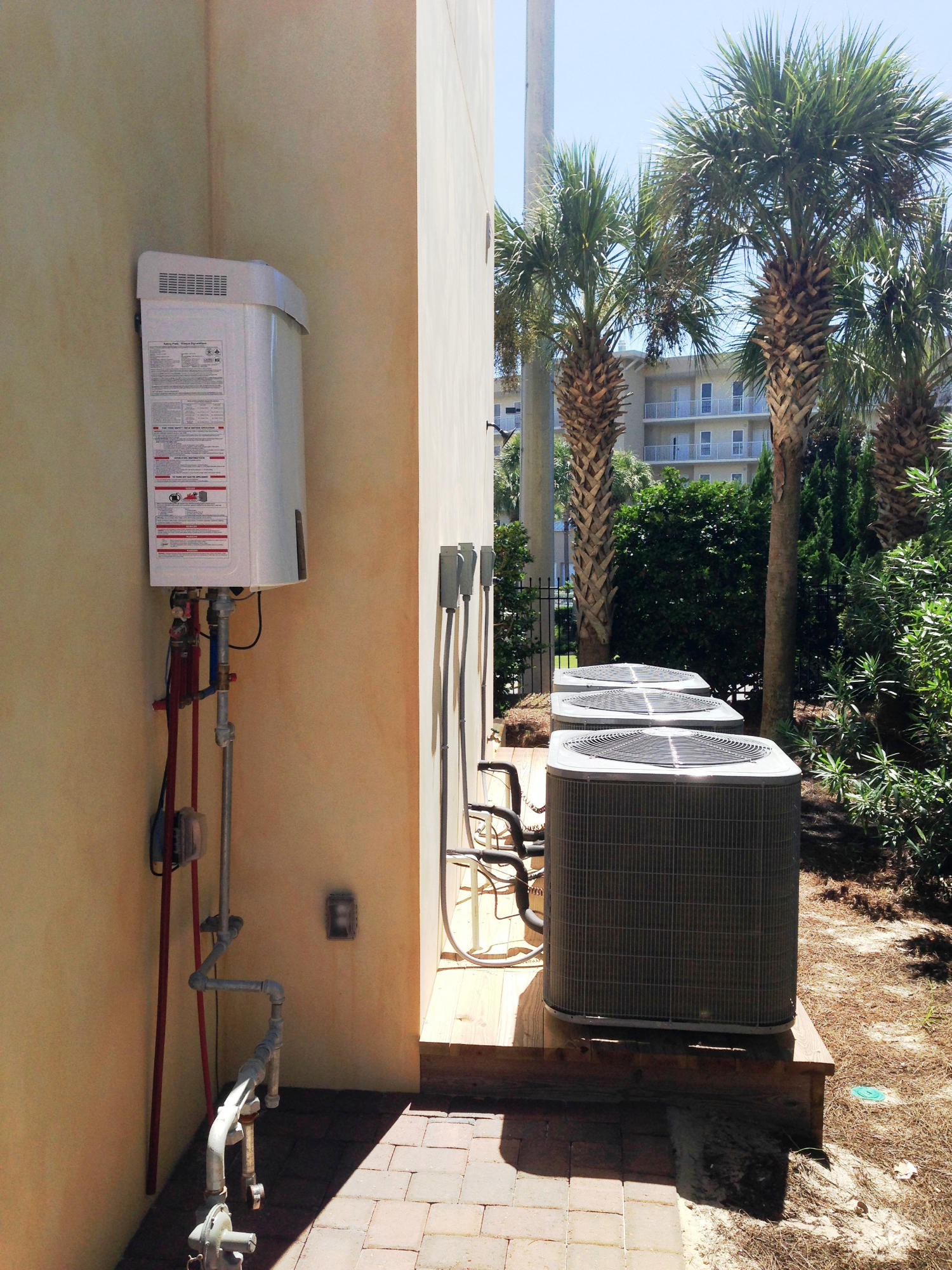 SAINT TROPEZ - Residential