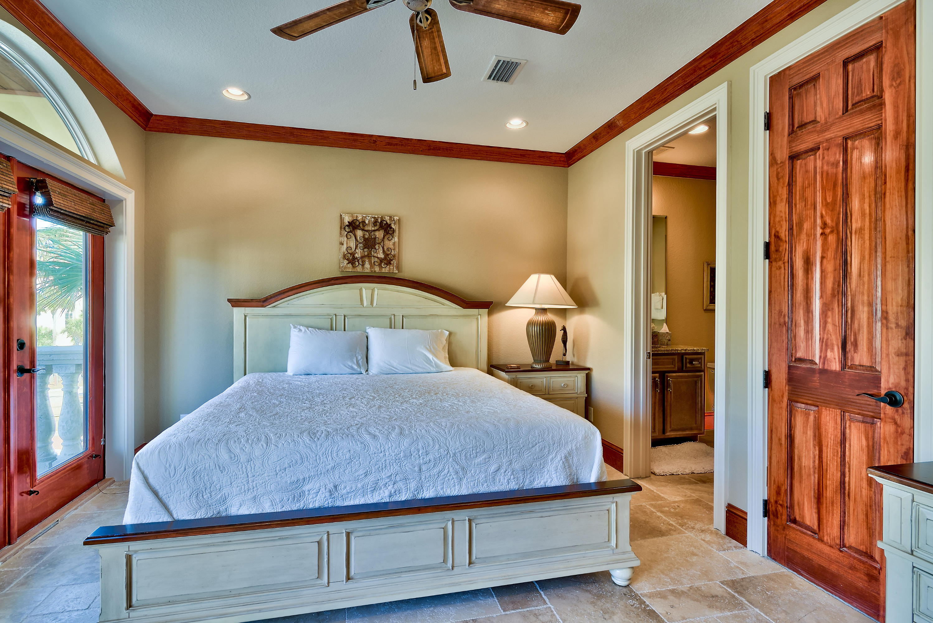 SAINT TROPEZ - Residential